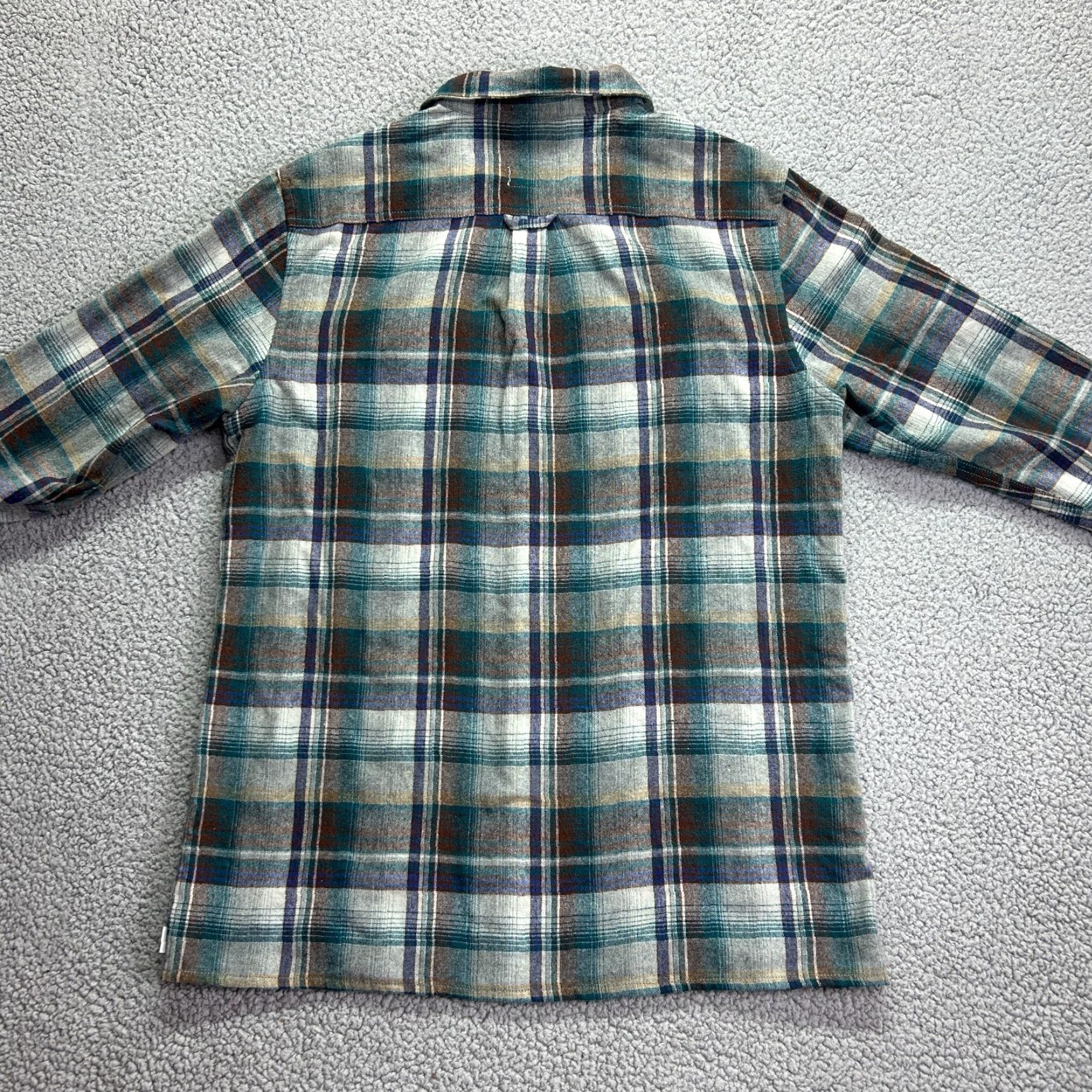 Rhythm Rhythm Shirt Men L Multicolor Plaid Button-Down Collared Flannel 100% Polyester Chest 44.5 in Classic Fit Button Up Pockets Outdoor Casual Mens Size US L / EU 52-54 / 3 - 2 Thumbnail