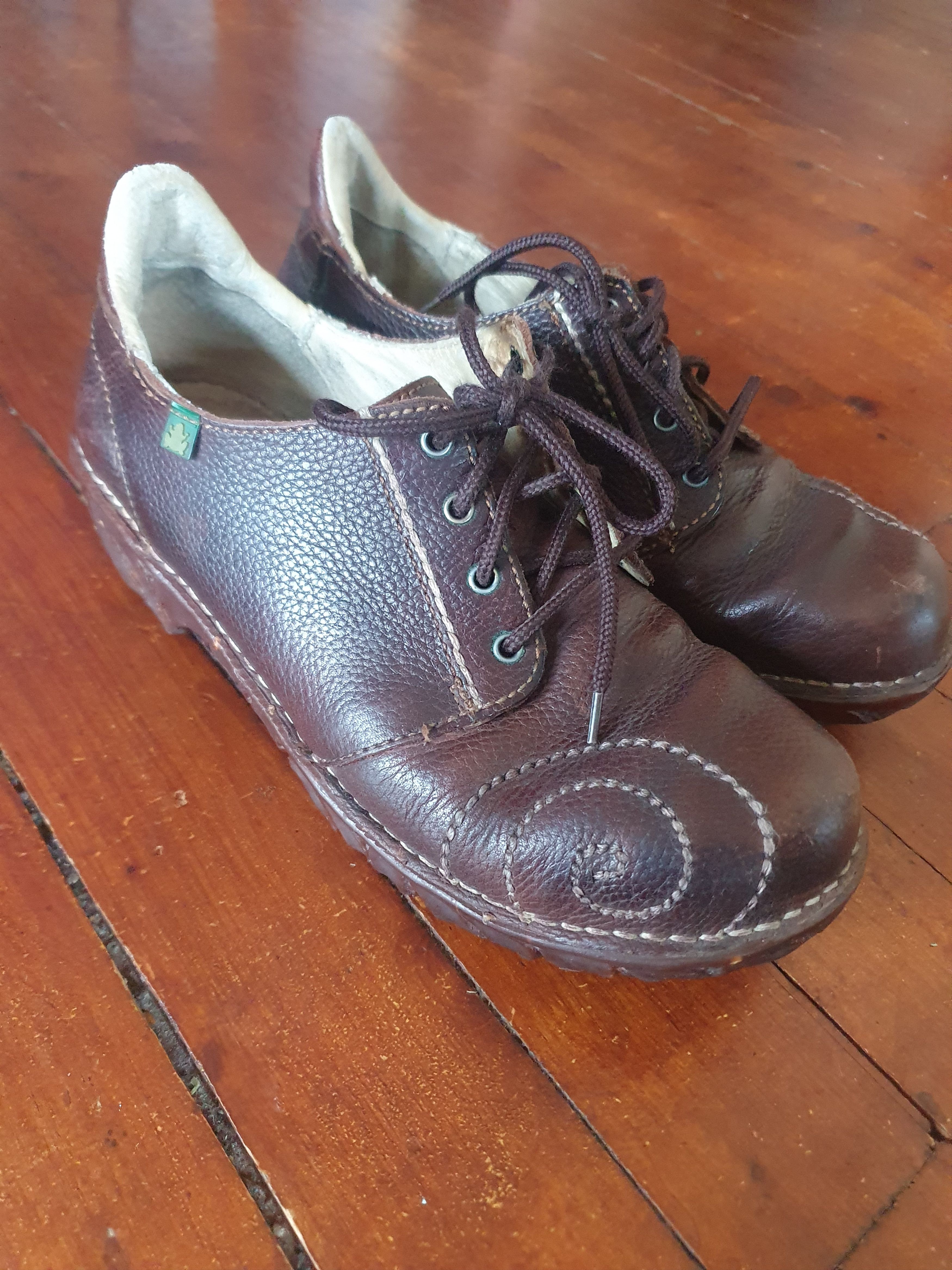 Leather El Naturalista Women's Wide Toe Leather Shoes sz 36 Size US 6 / IT 36 - 1 Thumbnail