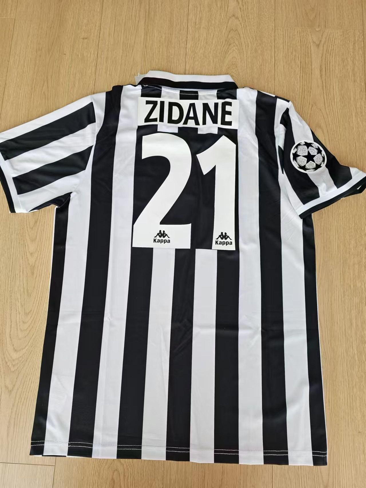 Other #21 Zidane Jersey Juventus 1995 1997 Size US L / EU 52-54 / 3 - 1 Thumbnail
