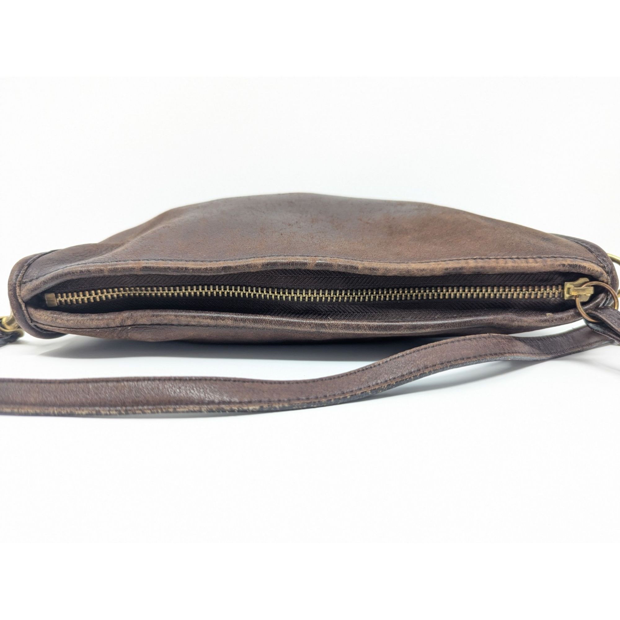 Coach True Vintage Coach NYC Basic Bag Brown Leather Crossbody Han Size ONE SIZE - 10 Thumbnail