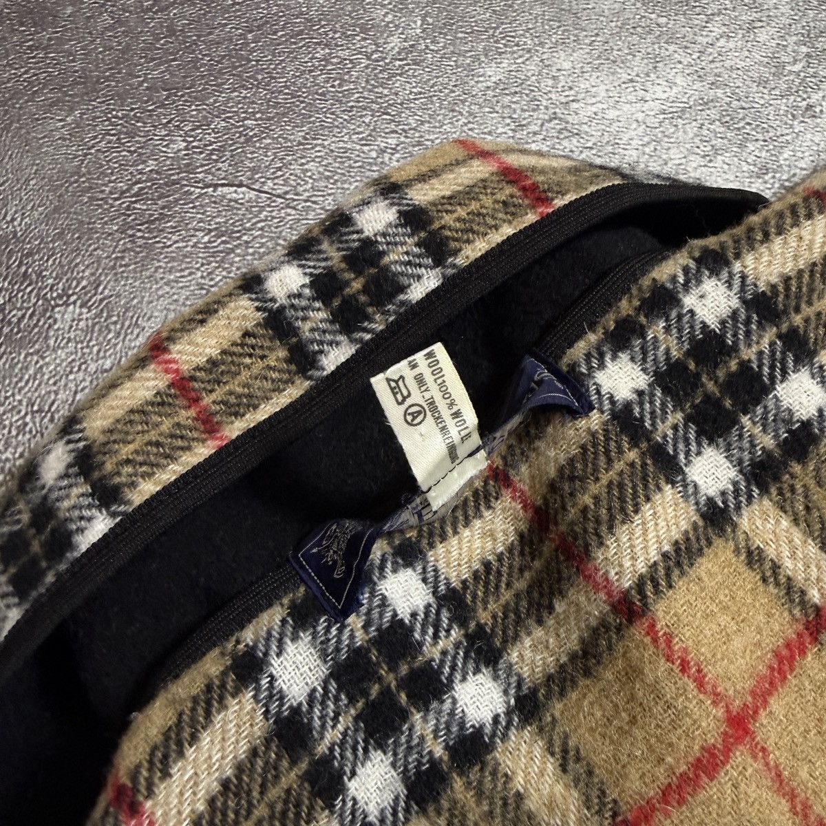 Burberry Burberry’s Reversible Wool Poncho Nova Check Black Size ONE SIZE - 9 Thumbnail