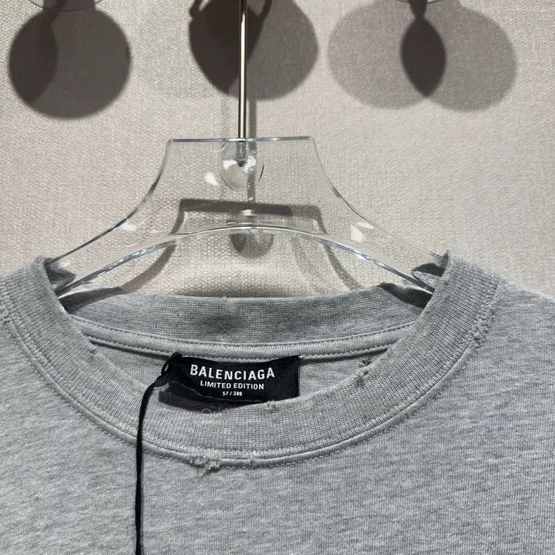 Balenciaga Balenciaga Signature letter logo limited edition distresse Size US S / EU 44-46 / 1 - 2 Thumbnail