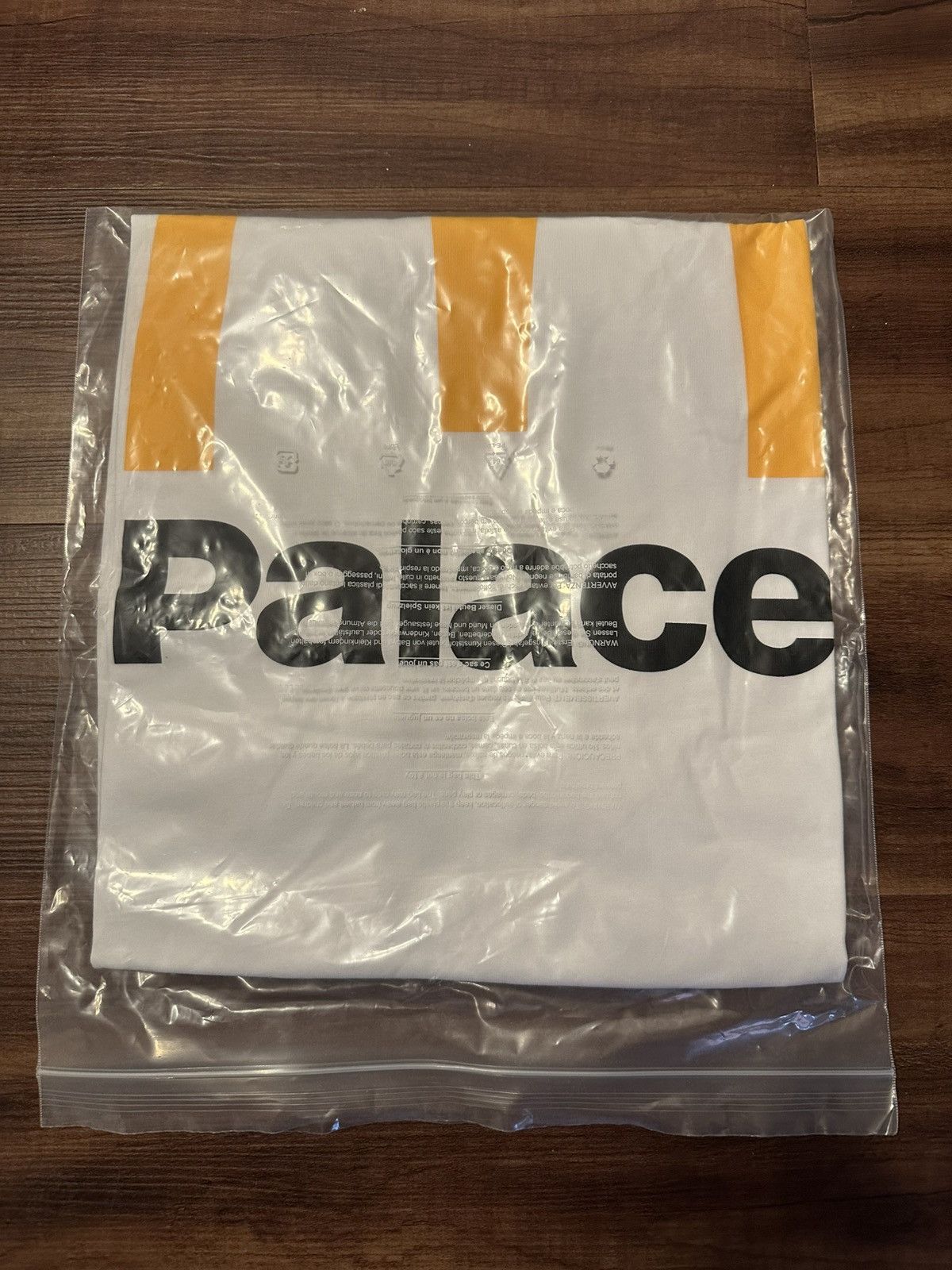 Palace Palace x McDonald’s White Logo T-Shirt Size US L / EU 52-54 / 3 - 2 Thumbnail