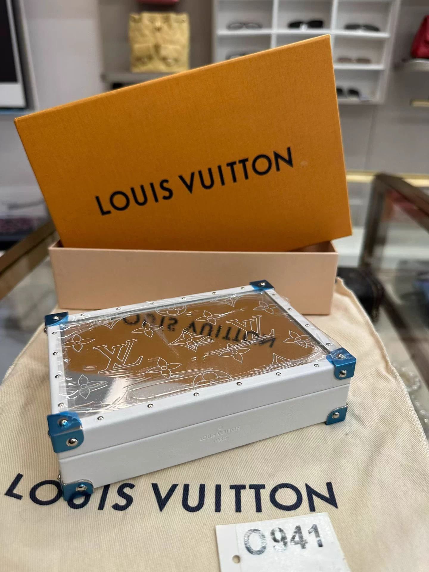 Louis Vuitton LV Jewelry Box Almost New Full Set Unused Size ONE SIZE - 4 Thumbnail