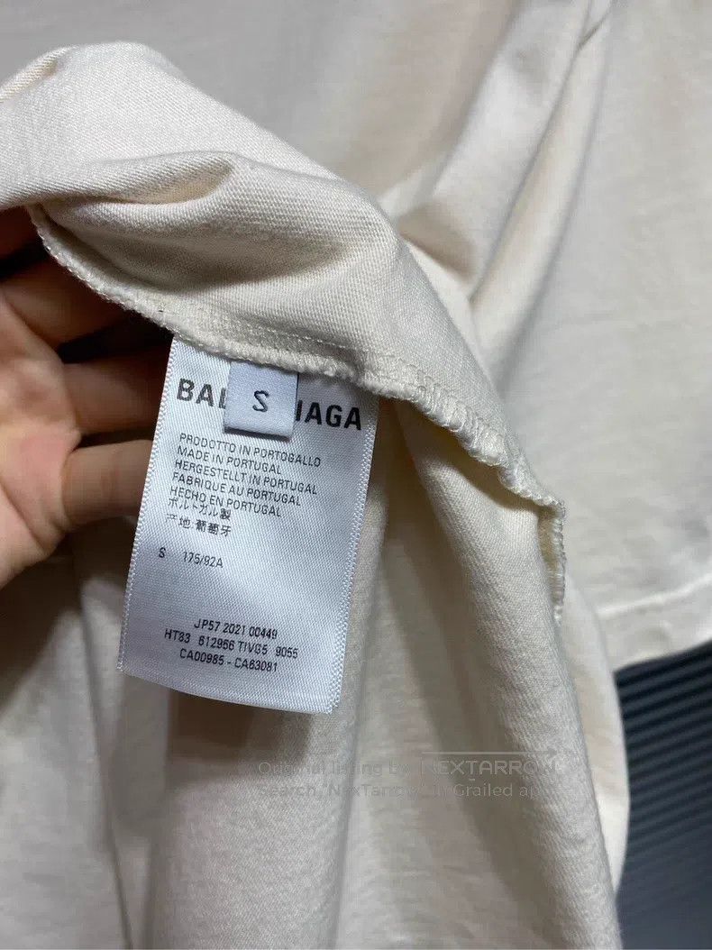 Balenciaga Balenciaga White Short Sleeve T-Shirt Loose Fit with Lette Size US S / EU 44-46 / 1 - 7 Thumbnail