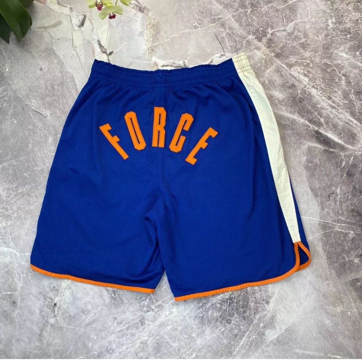 NBA × Nike × Vintage Vintage Nike Air Force Shorts Blue Basketball L Y2K jordan Size US 32 / EU 48 - 1 Thumbnail