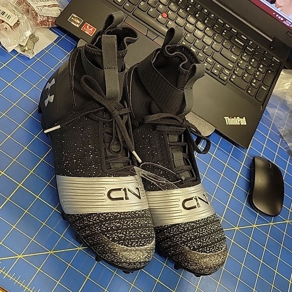 Under Armour C1N MC Mens Football Cleats Style 3000175-001 Size 14 Under Armour Men main image 2