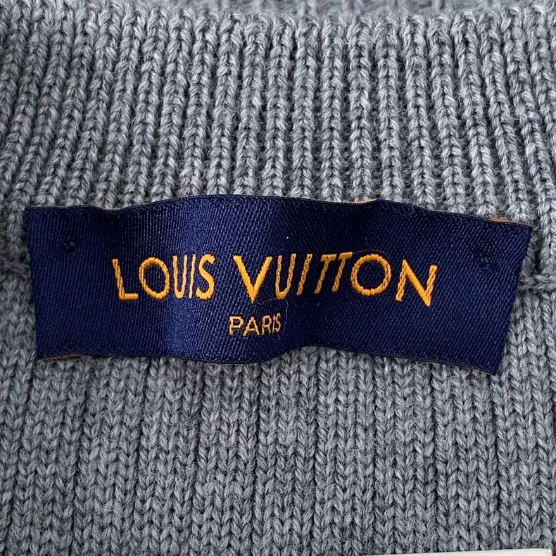 Louis Vuitton Louis Vuitton Grey monogrammed intarsia wool crewneck long Size US L / EU 52-54 / 3 - 5 Thumbnail