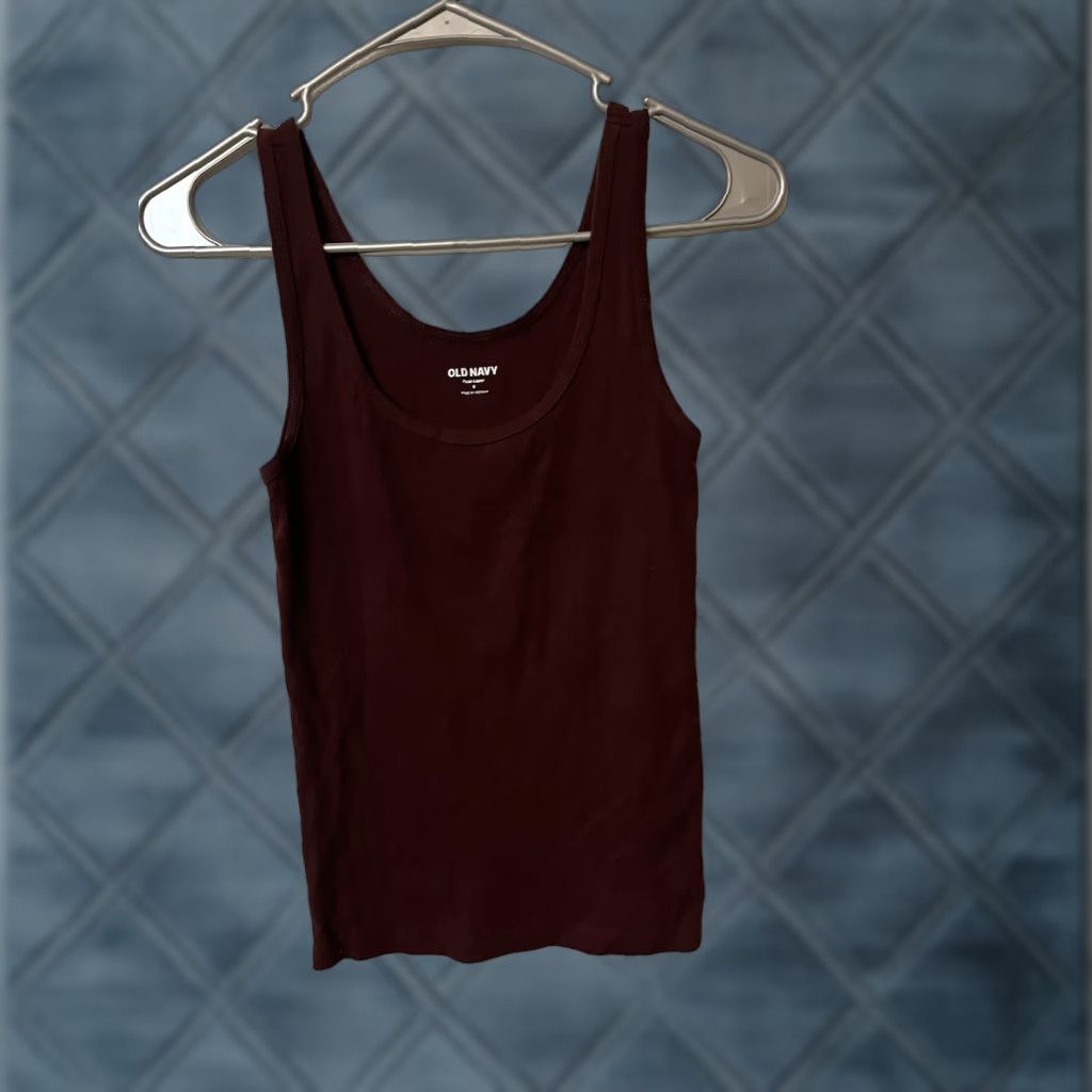 Old Navy Old Navy Tank Top Women's Round Neck Cotton Slim S Red Tank Top Size S / US 4 / IT 40 - 1 Thumbnail