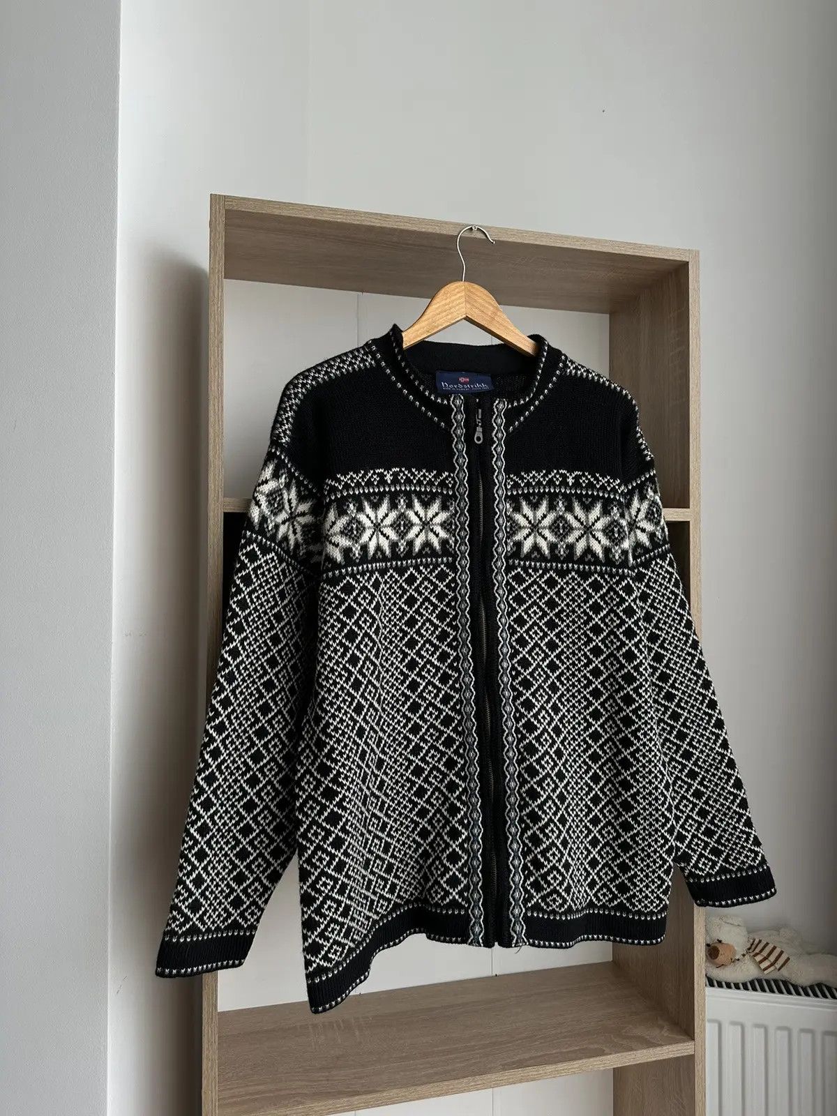 Vintage Dale Of Norway Knit Wool Style Sweater