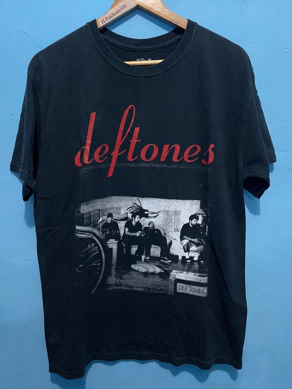 Band Tees Deftones HUM TOOL Pixies Marilyn Manson Sonic Youth Size US M / EU 48-50 / 2 - 1 Thumbnail