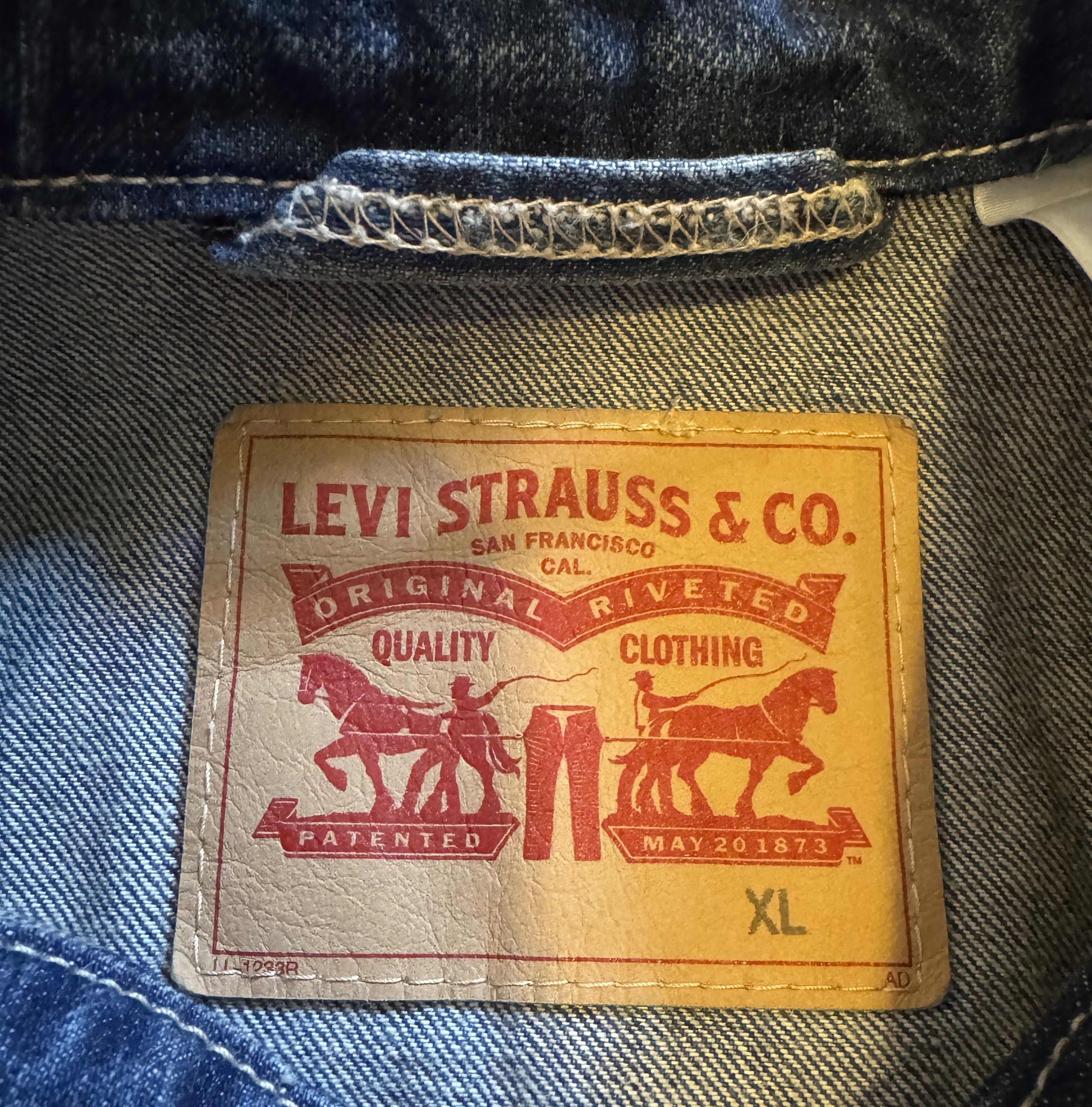 Levi's Vintage Levis Jean Trucker Vest Men XL Denim Blue Size US XL / EU 56 / 4 - 3 Thumbnail