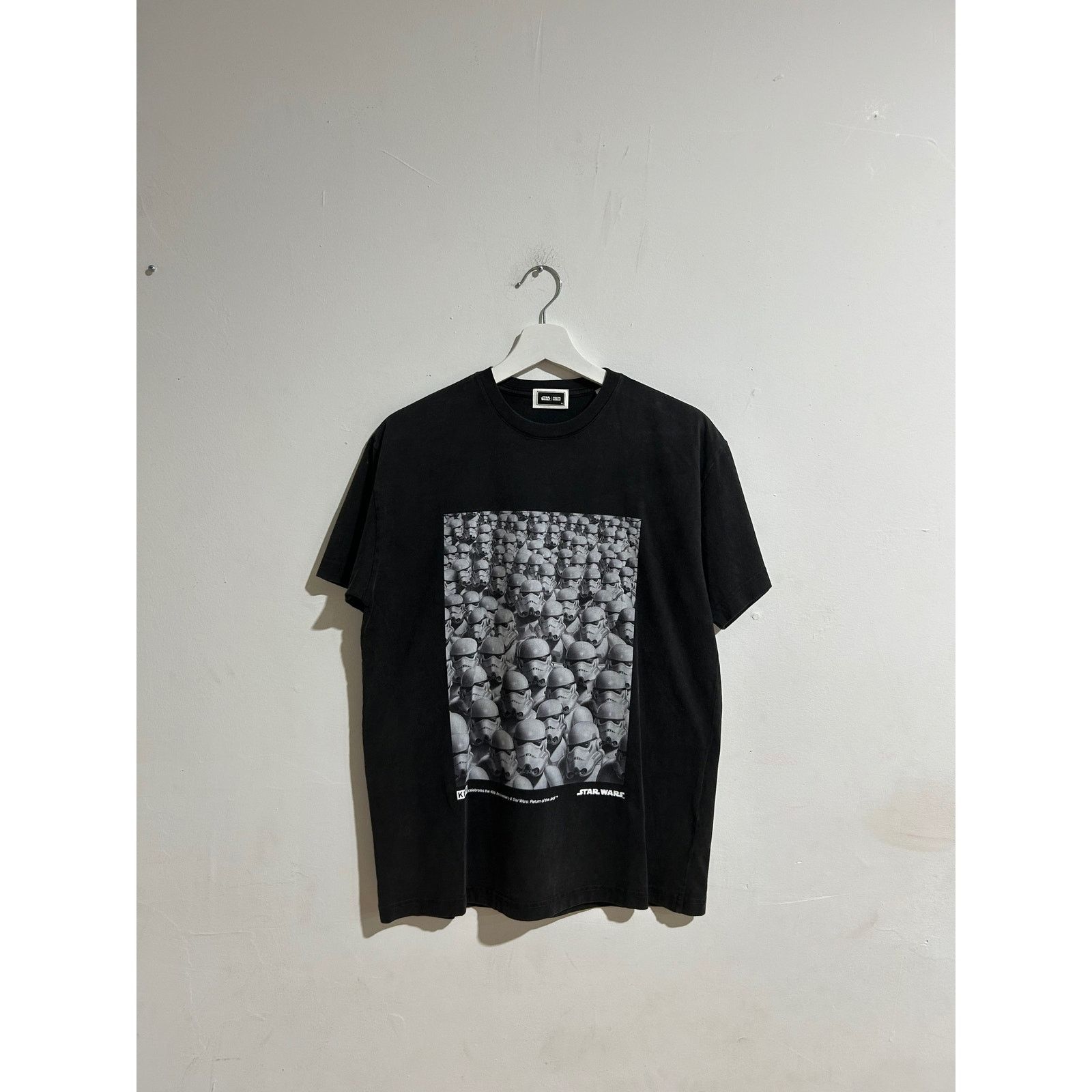 KITH STAR WARS STORMTROOPER SHIRT SIZE XS