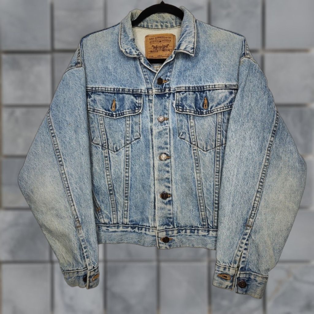 Levi's VINTAGE Levi's Denim Coat Jacket Womens L 16/18 White Tab Distressed Beauty Denim Jacket Womens Large Classic Coat Size L / US 10 / IT 46 - 1 Thumbnail