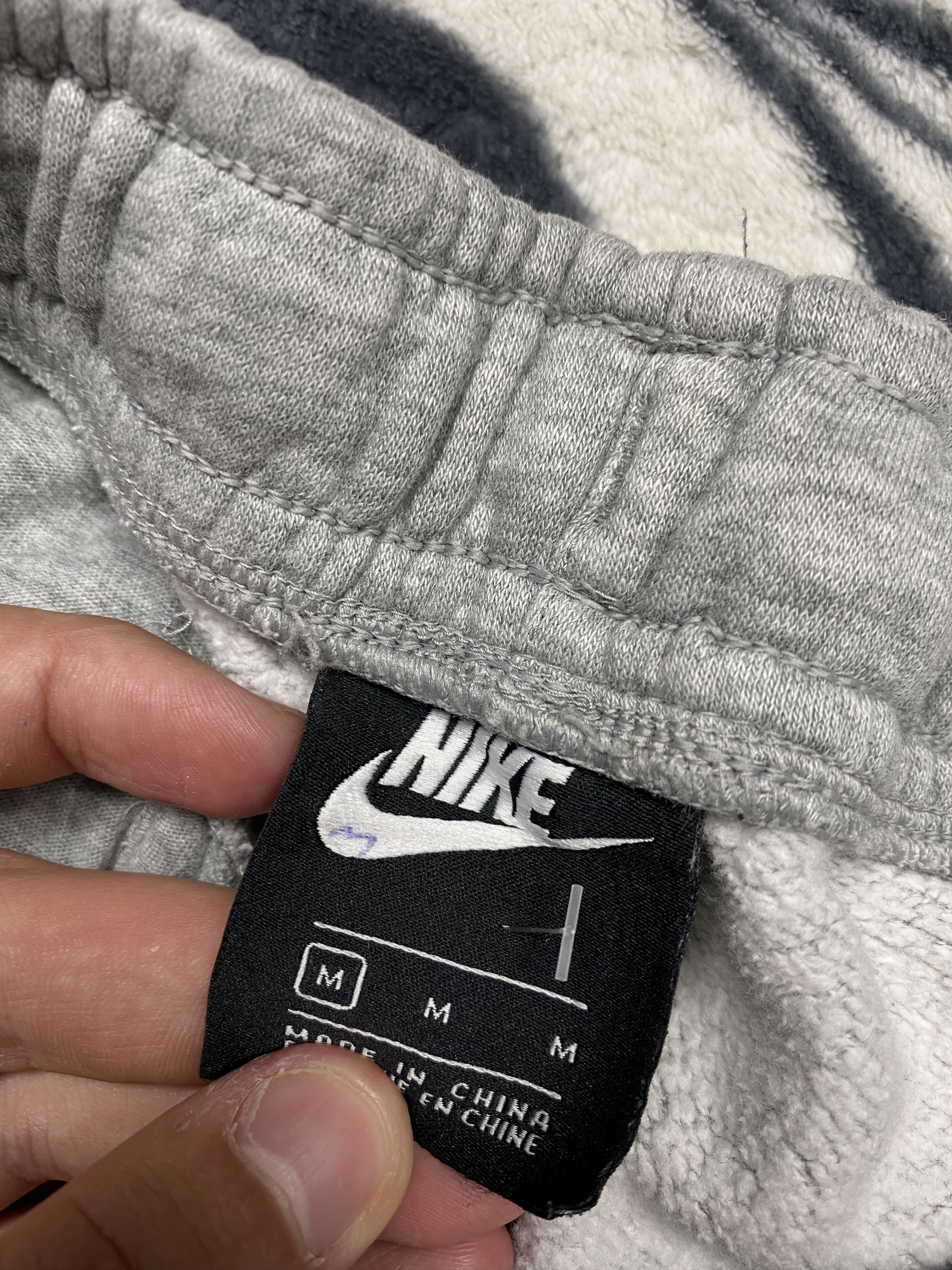 Nike Nike Mens Baggy Sweatpants Y2K Pants Size US 32 / EU 48 - 4 Thumbnail
