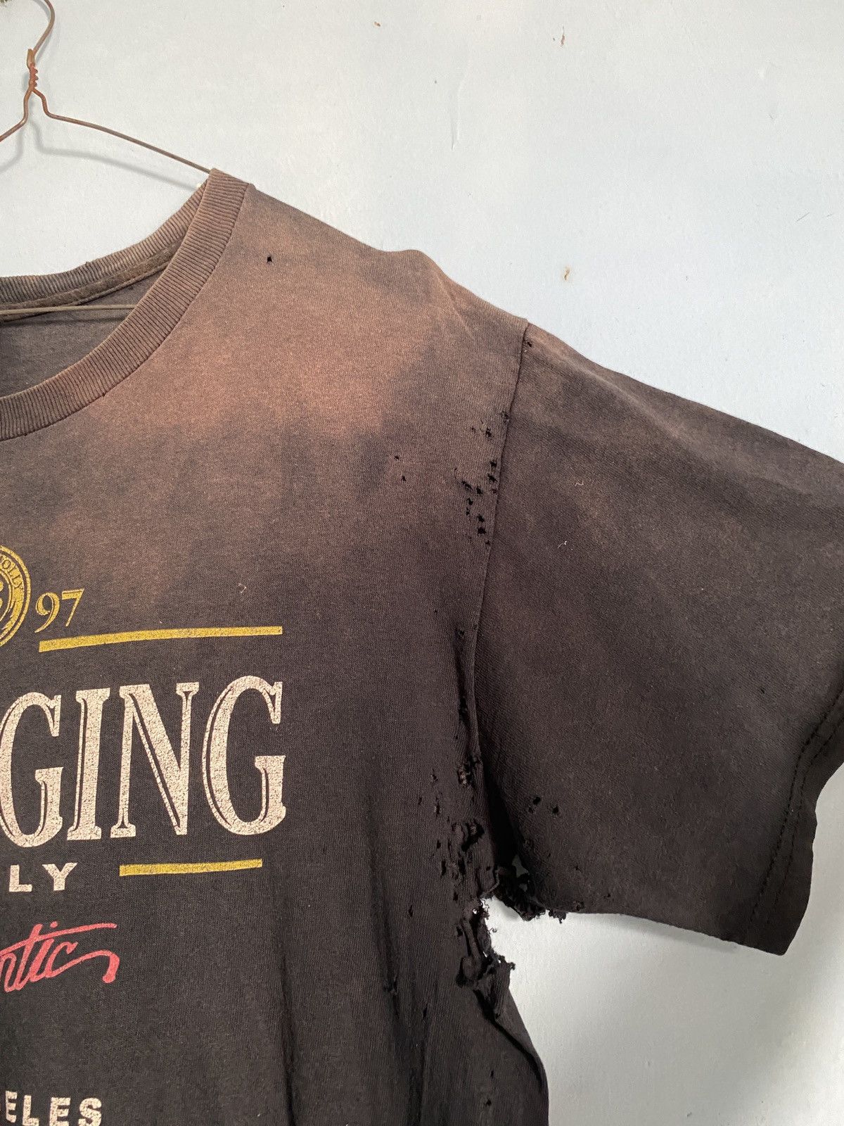 Band Tees Thrashed Vintage Flogging Molly 2004 Band Size US M / EU 48-50 / 2 - 3 Thumbnail