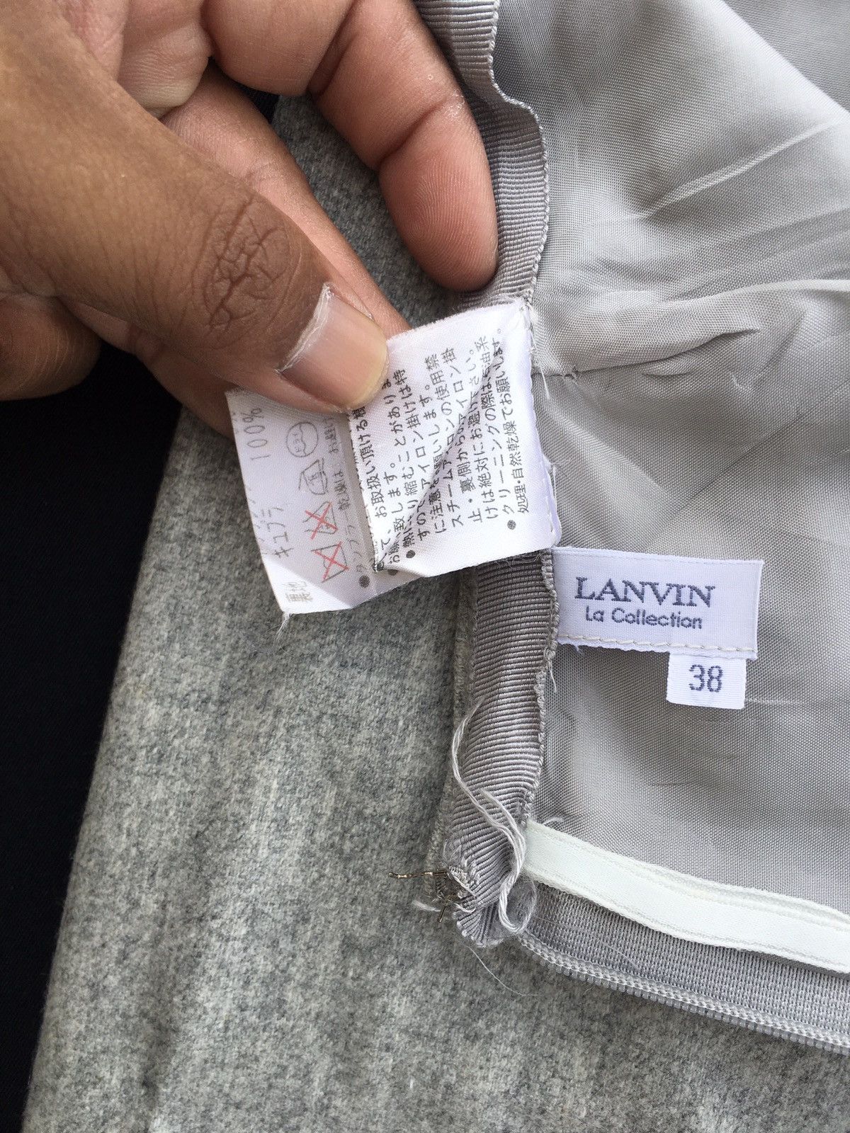 Lanvin Rare Vintage Lanvin Mini Skirt Size 27" / US 4 / IT 40 - 12 Thumbnail