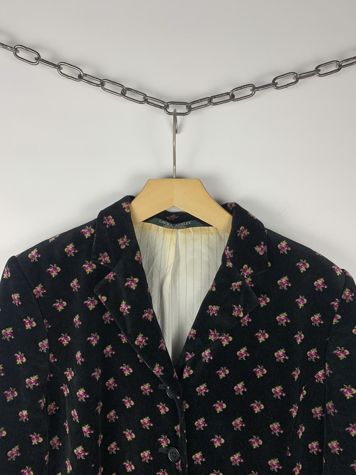 Laura Ashley Vintage Laura Ashley Floral Velour Coat Ladies Sz UK12 Size M / US 6-8 / IT 42-44 - 4 Thumbnail