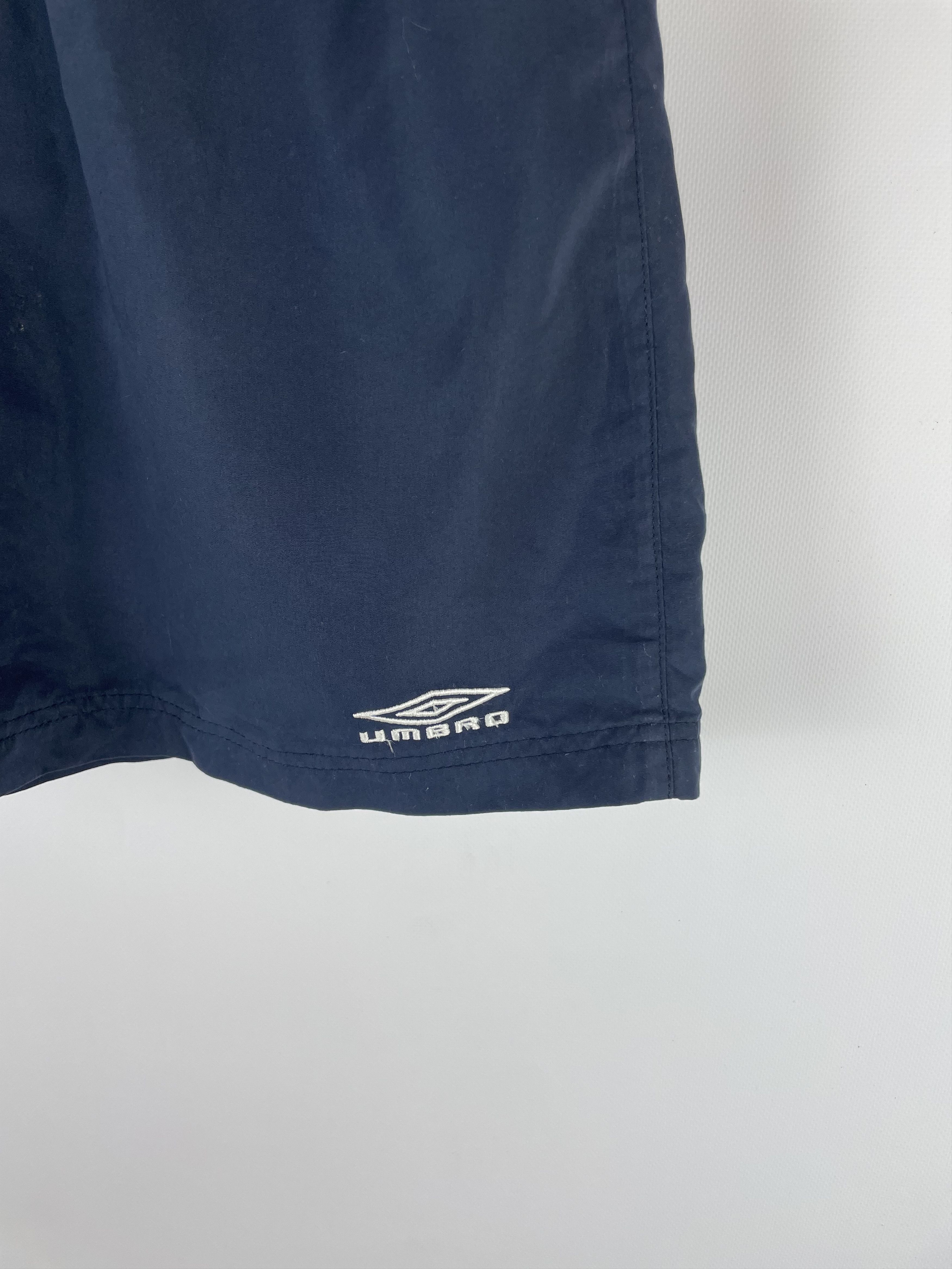 Other Vintage Umbro Shorts Y2k Size US 34 / EU 50 - 3 Thumbnail