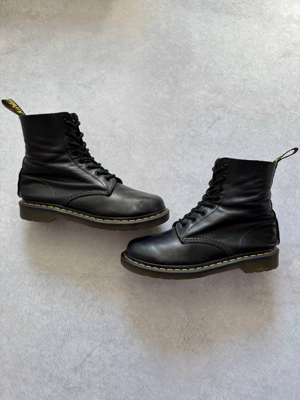 Dr. Martens Dr. Martens Pascal Black Leather Boots Size US 8 / EU 41 - 1 Thumbnail