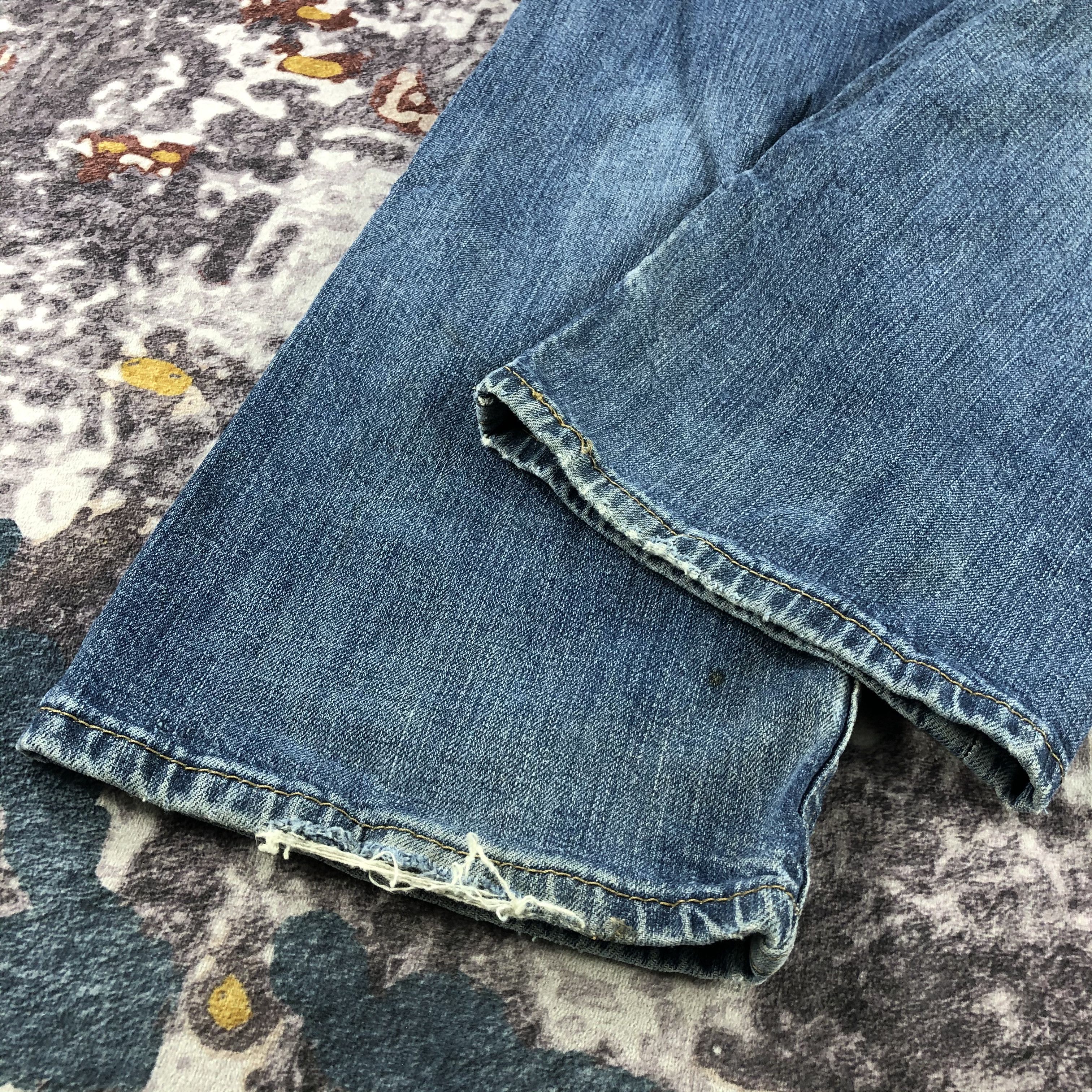Levi's × Vintage Vintage Blue Wash Levis 505 Jeans-JM2951 Size US 35 - 5 Thumbnail