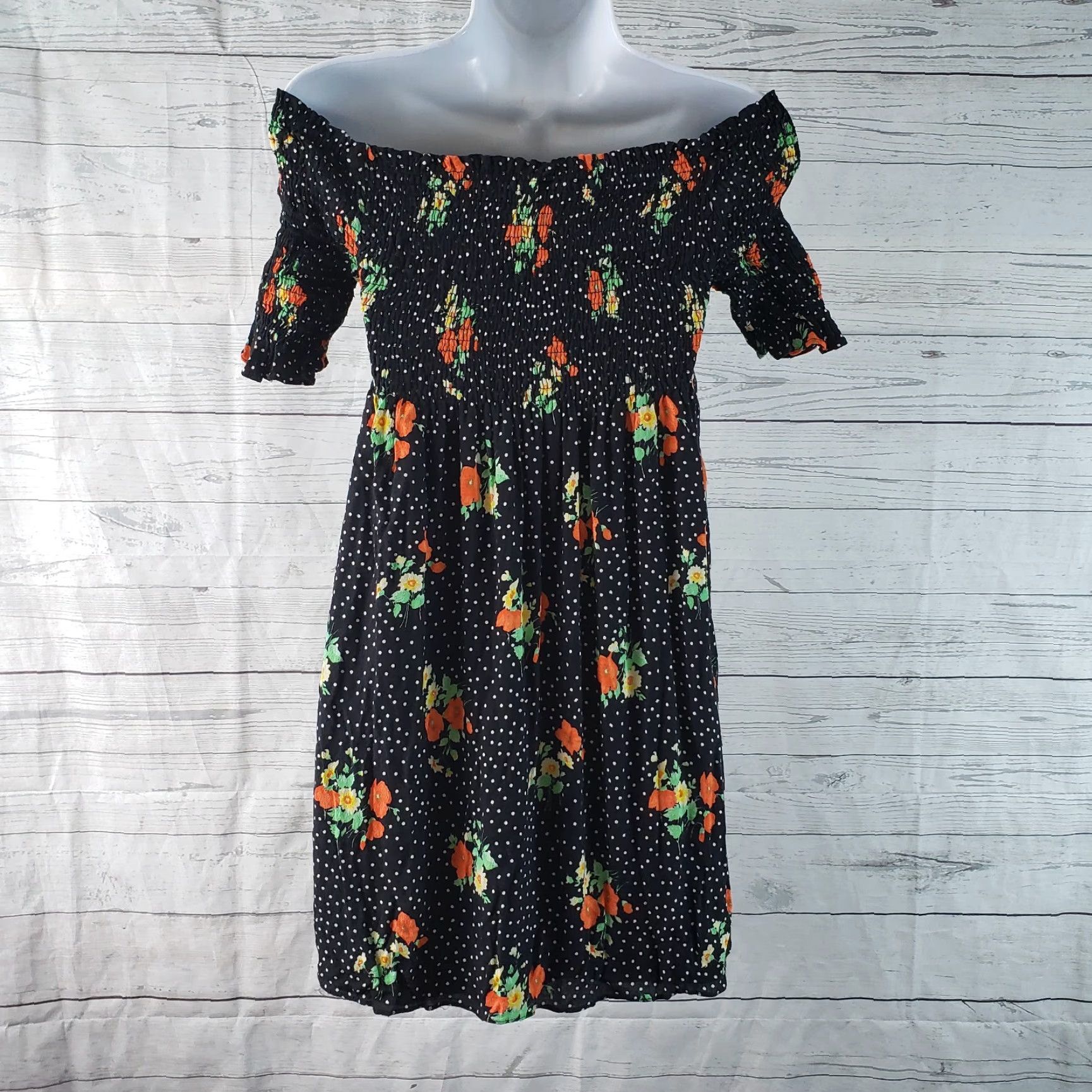 Zara Zara Women's Black Smocked Floral Off the Shoulder Mini Dress Sz Medium User: Zara Women's Black Smocked Floral Off the Shoulder Mini Dress Sz Medium Size M / US 6-8 / IT 42-44 - 4 Thumbnail