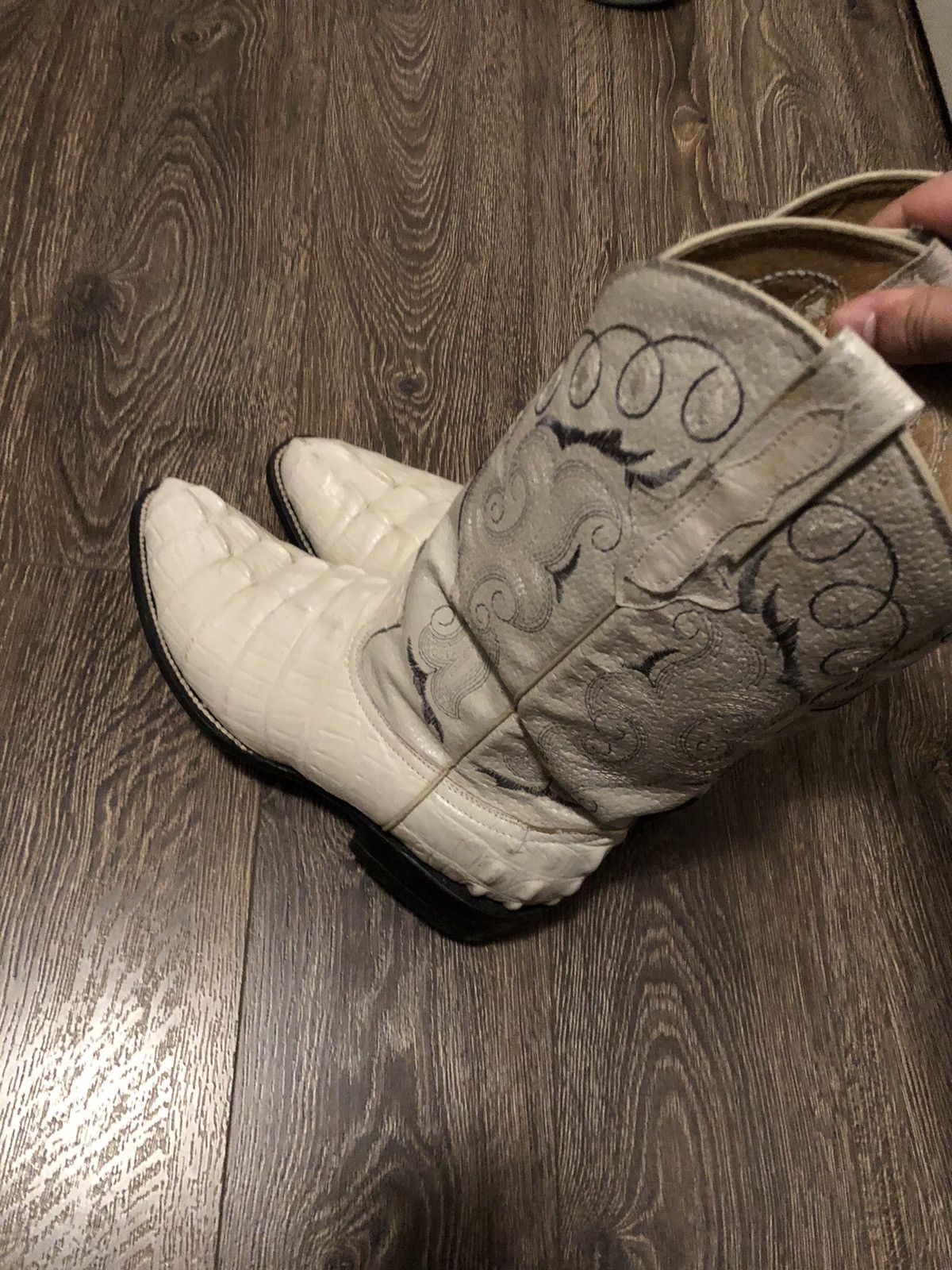Other × Vintage White Crocodile Boots Size US 9 / EU 42 - 2 Thumbnail