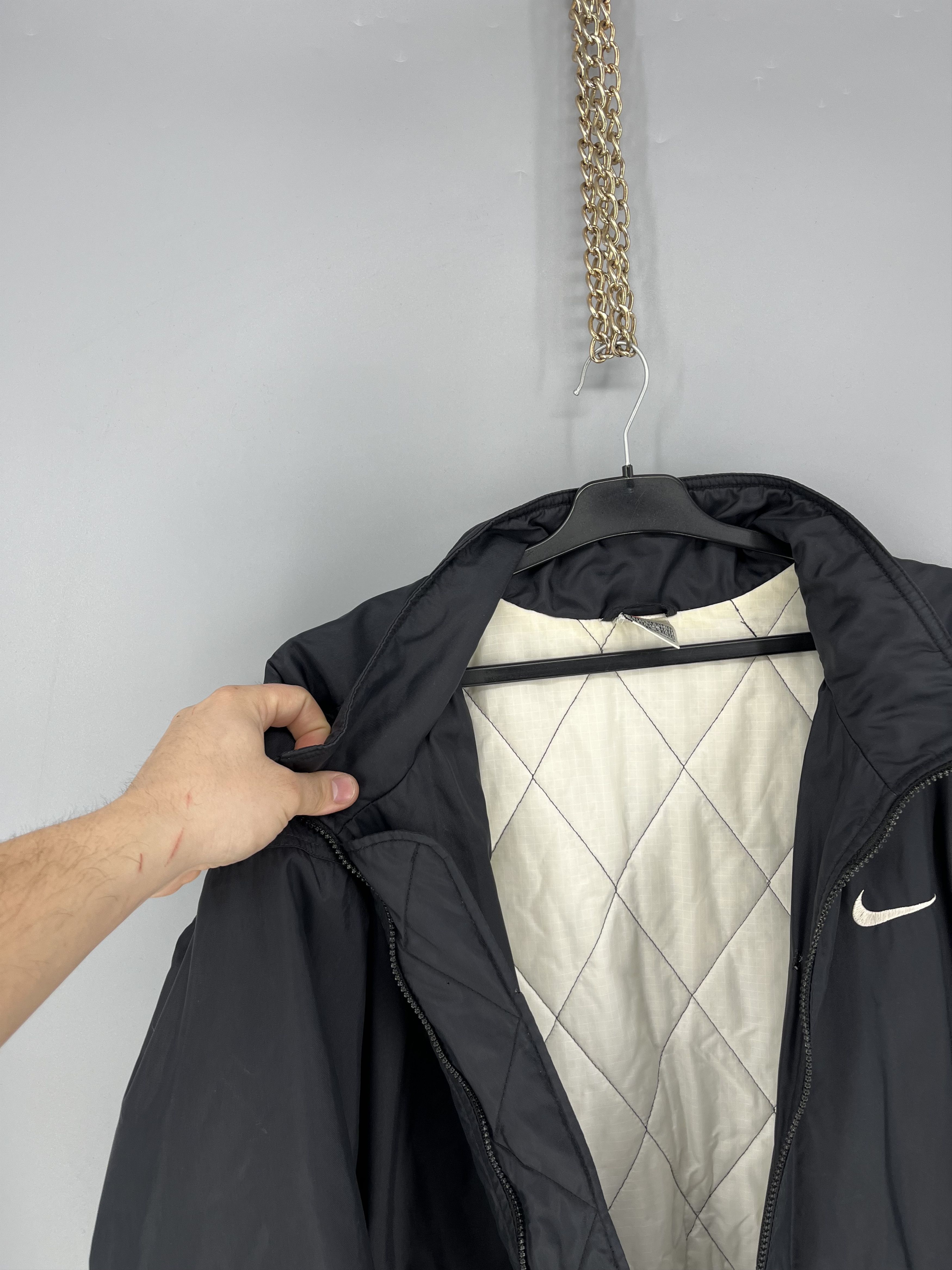 Nike Vintage Nike Zip up Black Jacket Size XL Size US XL / EU 56 / 4 - 9 Thumbnail