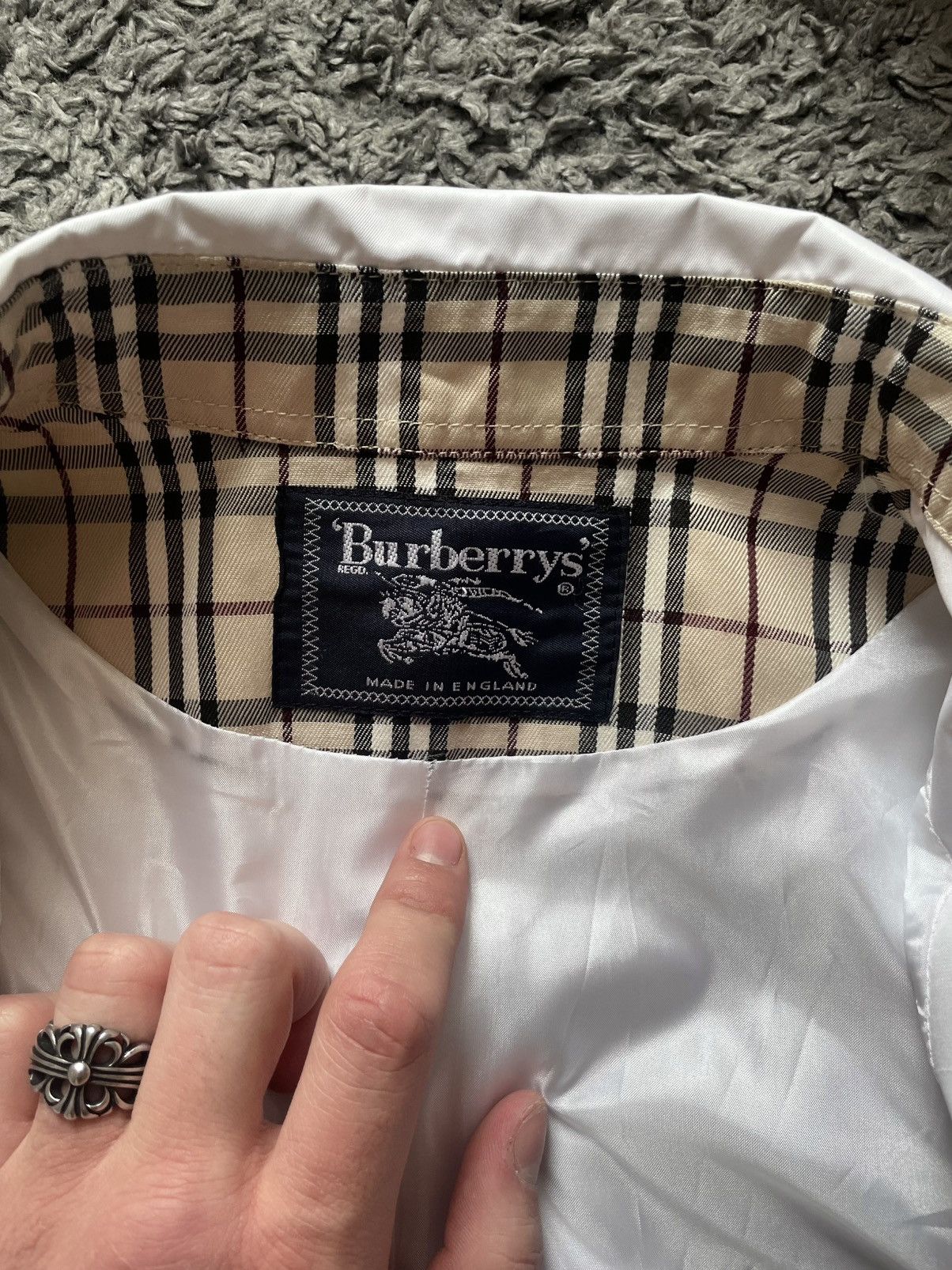 Burberry 00s Burberry Coat Streetwear Vintage Luxury Logo Rare Size L / US 10 / IT 46 - 16 Thumbnail