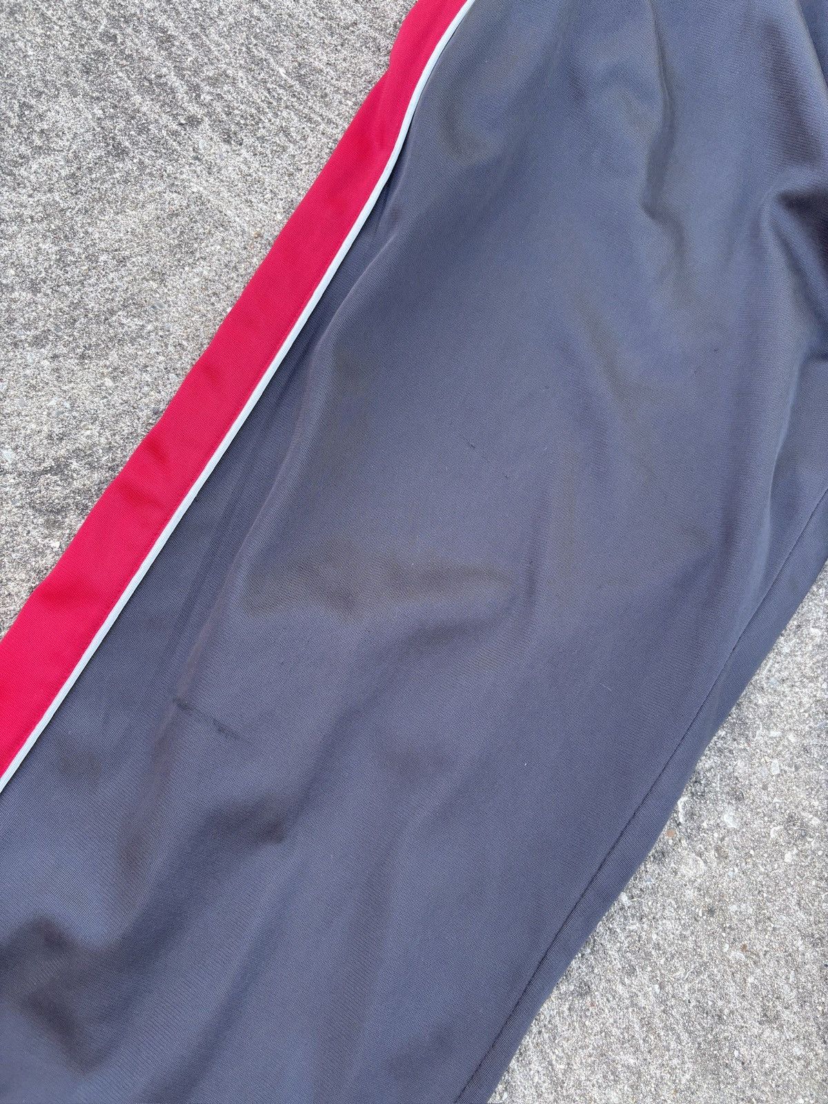 Vintage Vintage Sportswear Sweatpants Streetwear Large Grey Red Size US 34 / EU 50 - 5 Thumbnail