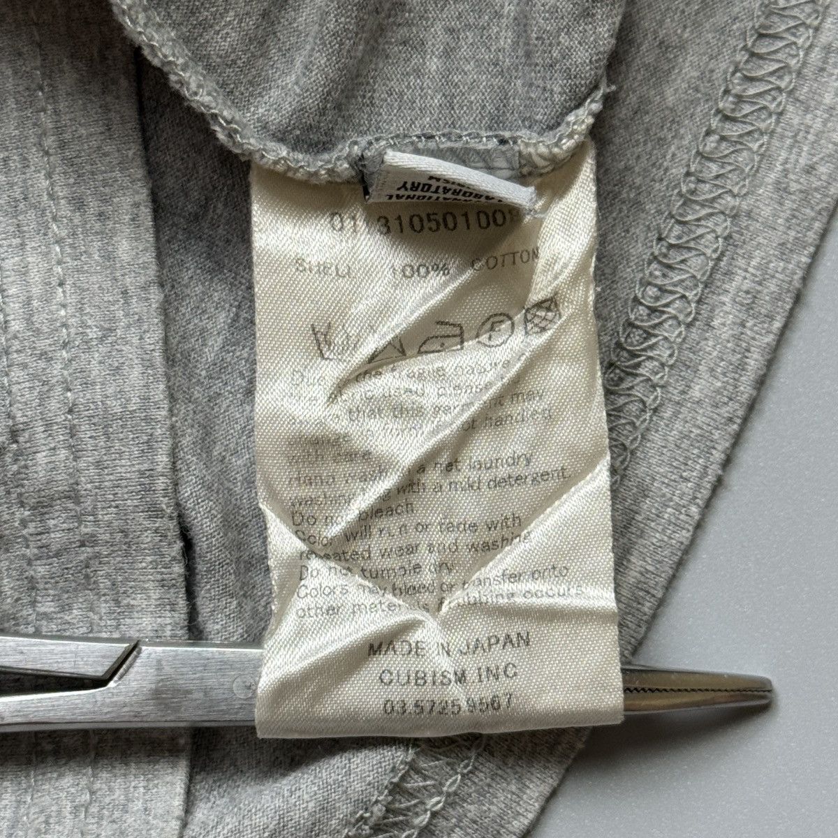 Visvim Visvim - Natural Dye Native Blanket Pocket Tshirt Size US M / EU 48-50 / 2 - 10 Thumbnail