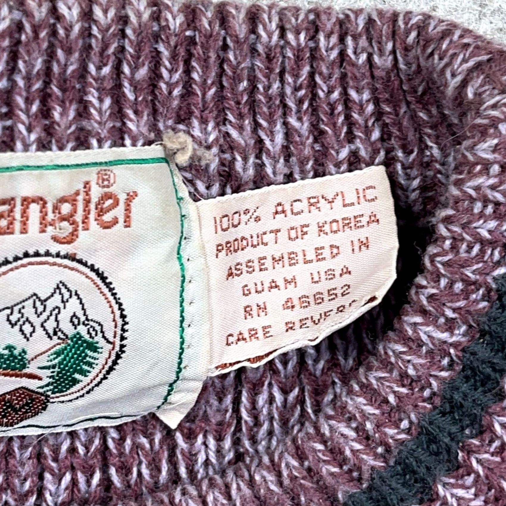 Wrangler Vintage Wrangler Grandpa Sweater Men Medium Purple Crewneck 80s 90s USA Heavy Knit Geometric Logo Size US M / EU 48-50 / 2 - 4 Thumbnail