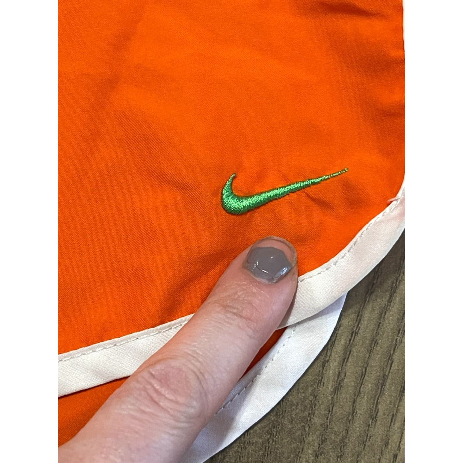 Nike Nike Shorts Women's Medium Orange Dri Fit Pull On Logo Size 32" / US 10 / IT 46 - 5 Thumbnail