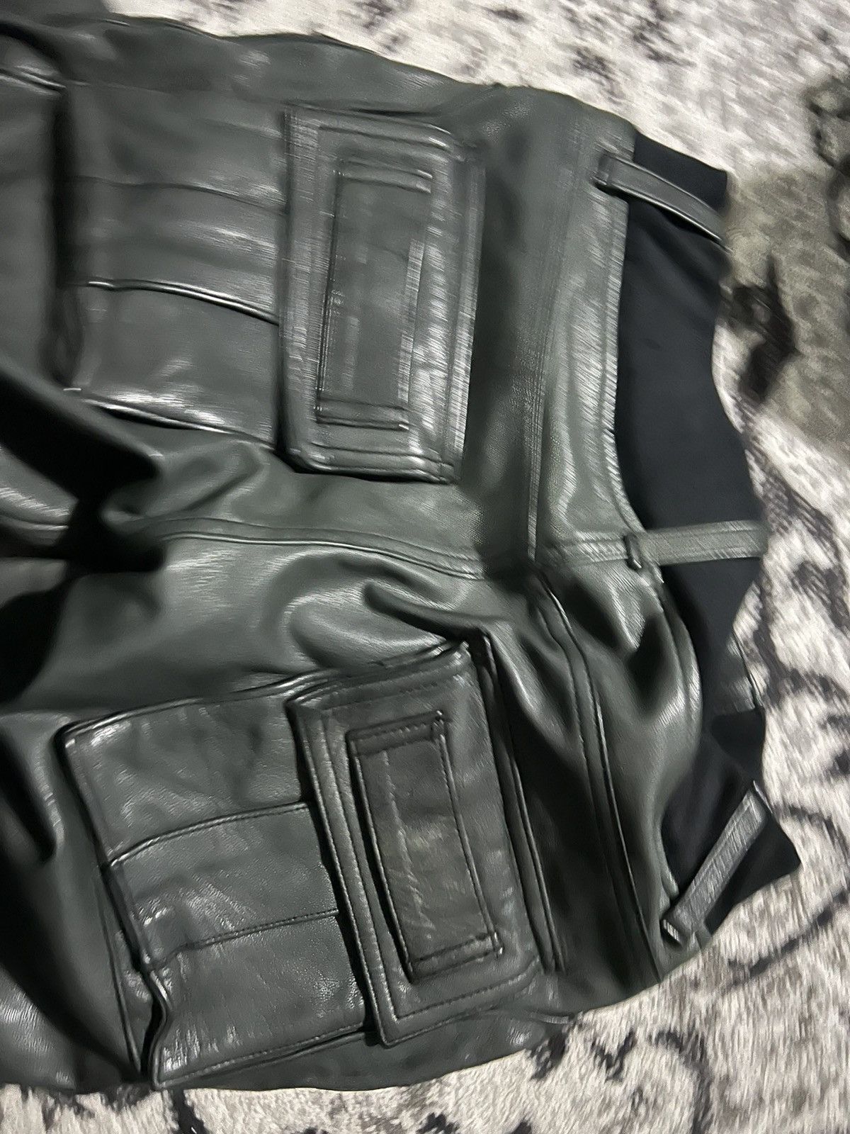 Yasuyuki Ishii Yasuyuki ishii leather gunslinger cargos Size US 30 / EU 46 - 7 Thumbnail