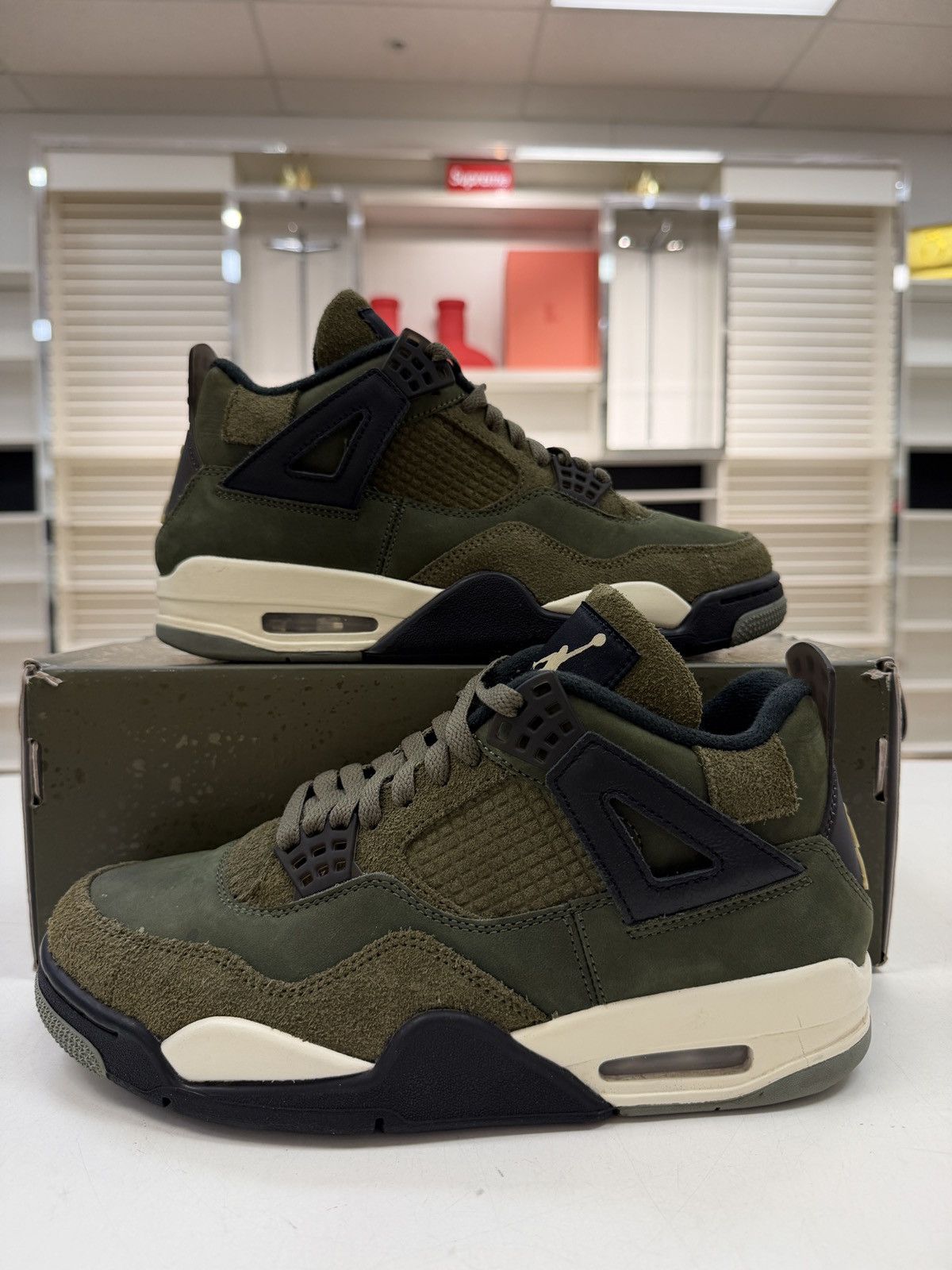 Jordan Brand Air Jordan 4 Retro SE Craft 'Olive' - LIGHTLY WORN WITH BOX Size US 8 / EU 41 - 1 Thumbnail