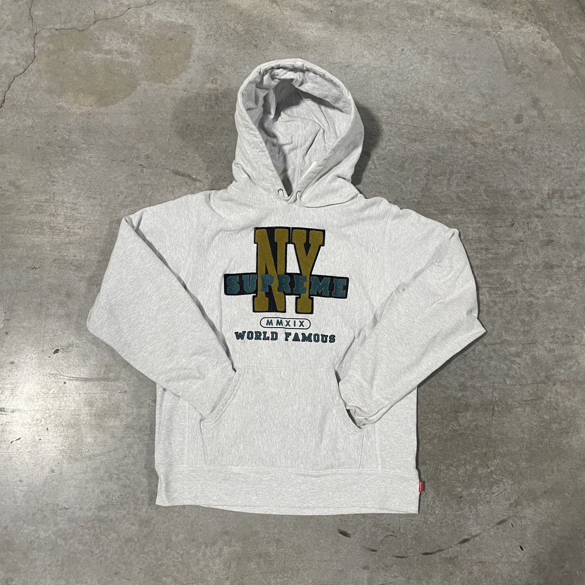 Supreme RARE SUPREME FW19 HOODIE Size US M / EU 48-50 / 2 - 1 Thumbnail