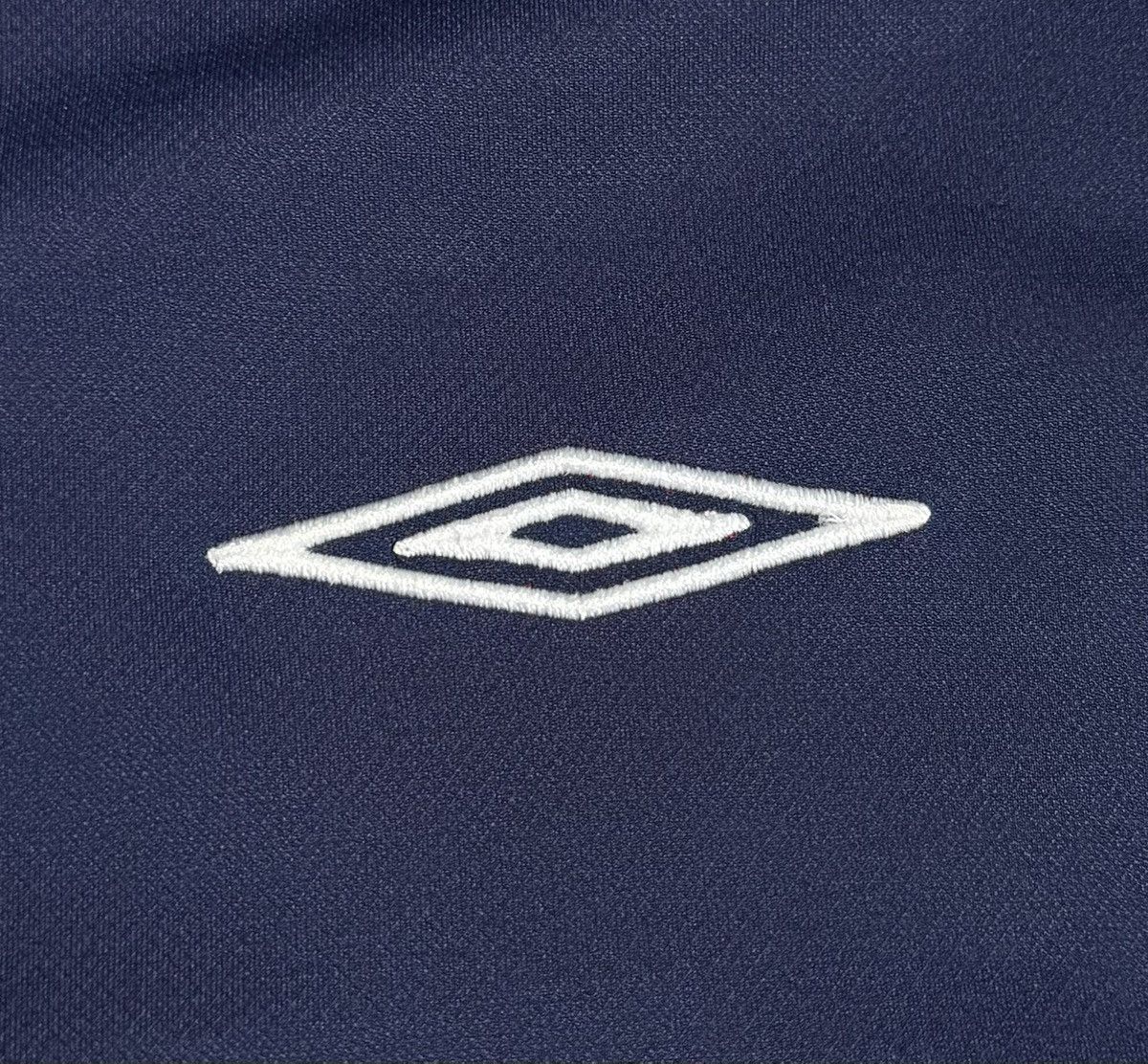 Umbro England 2002 2004 Away Shirt Soccer Jersey Reversible Umbro Size US XL / EU 56 / 4 - 22 Thumbnail