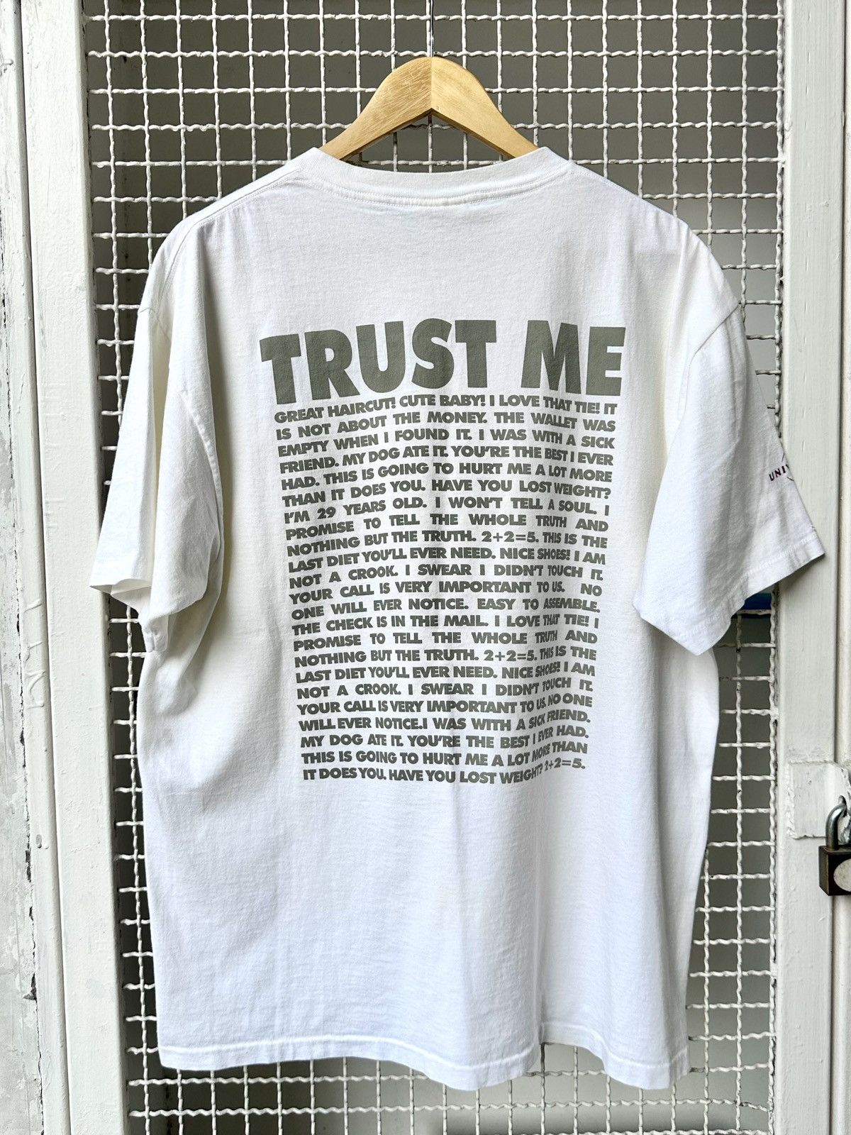 Vintage Vintage Liar Liar Movie 1996 Size US XL / EU 56 / 4 - 2 Thumbnail