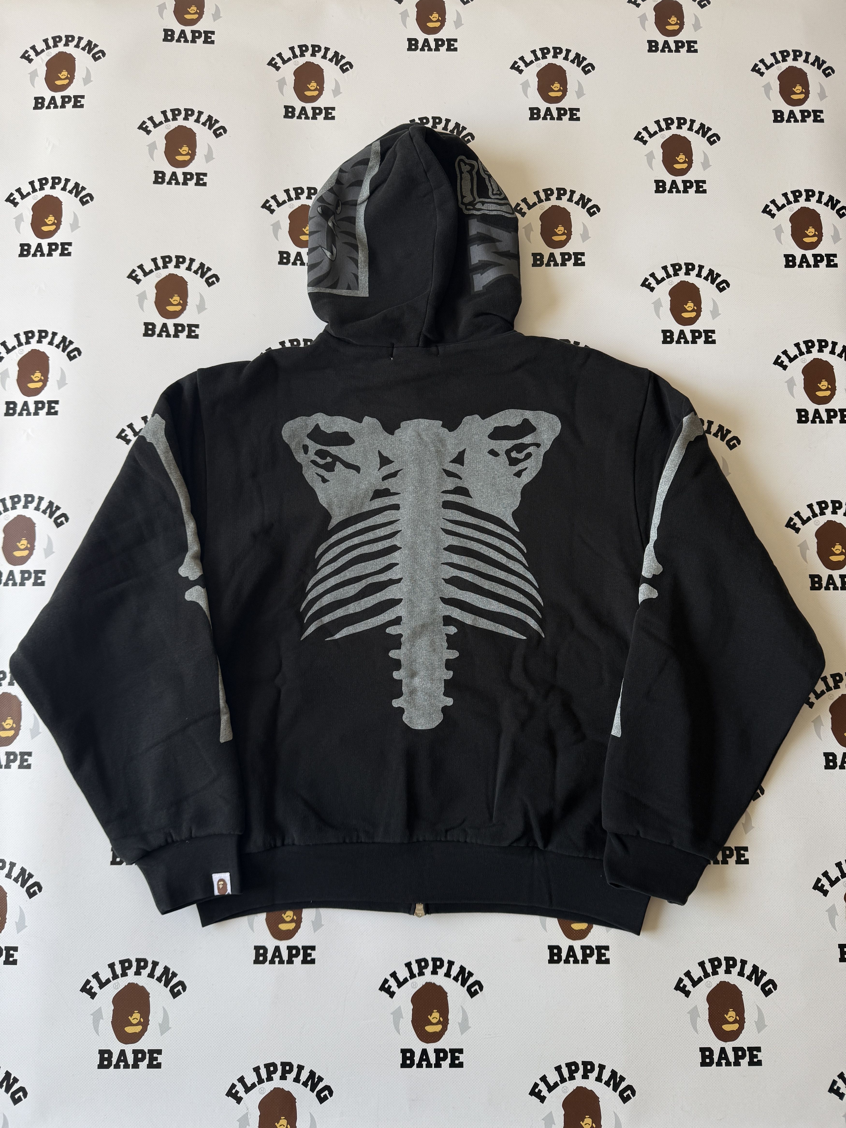 Bape BAPE SKELETON SHARK HEAVY WASHED CROPPED FIT FULL ZIP HOODIE Size US XL / EU 56 / 4 - 3 Thumbnail