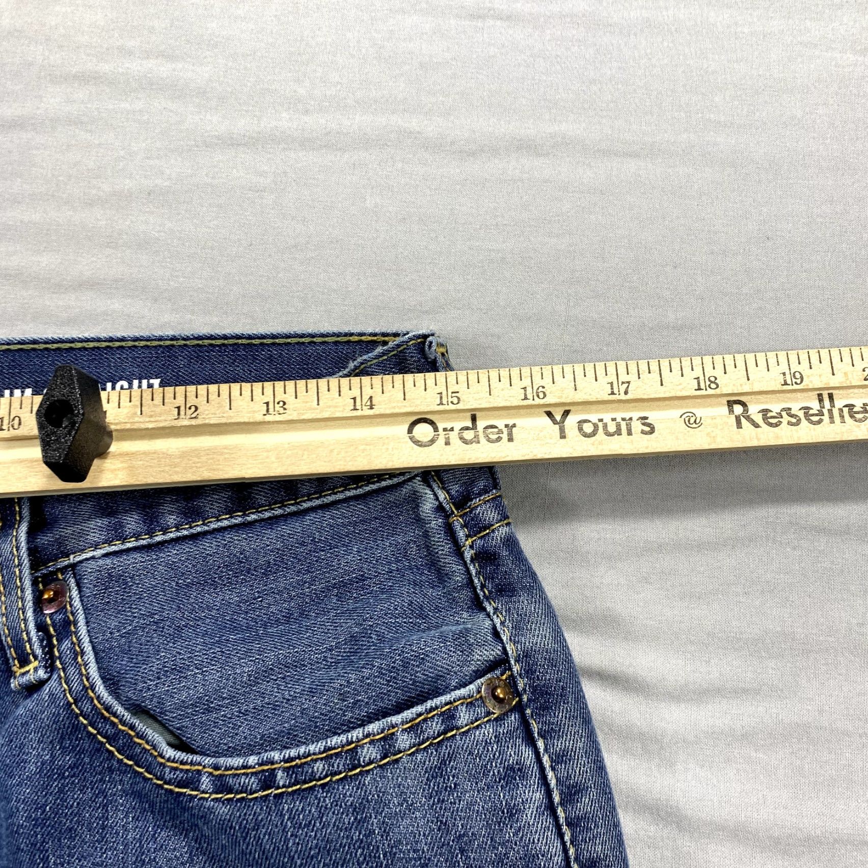 Levi's VINTAGE Levi's Jeans Mens 30x30 Blue Denim Slim Straight Y2K Adult Slim Jeans Mens 30 Blue 5-Pocket USA Classic Size US 30 / EU 46 - 7 Thumbnail