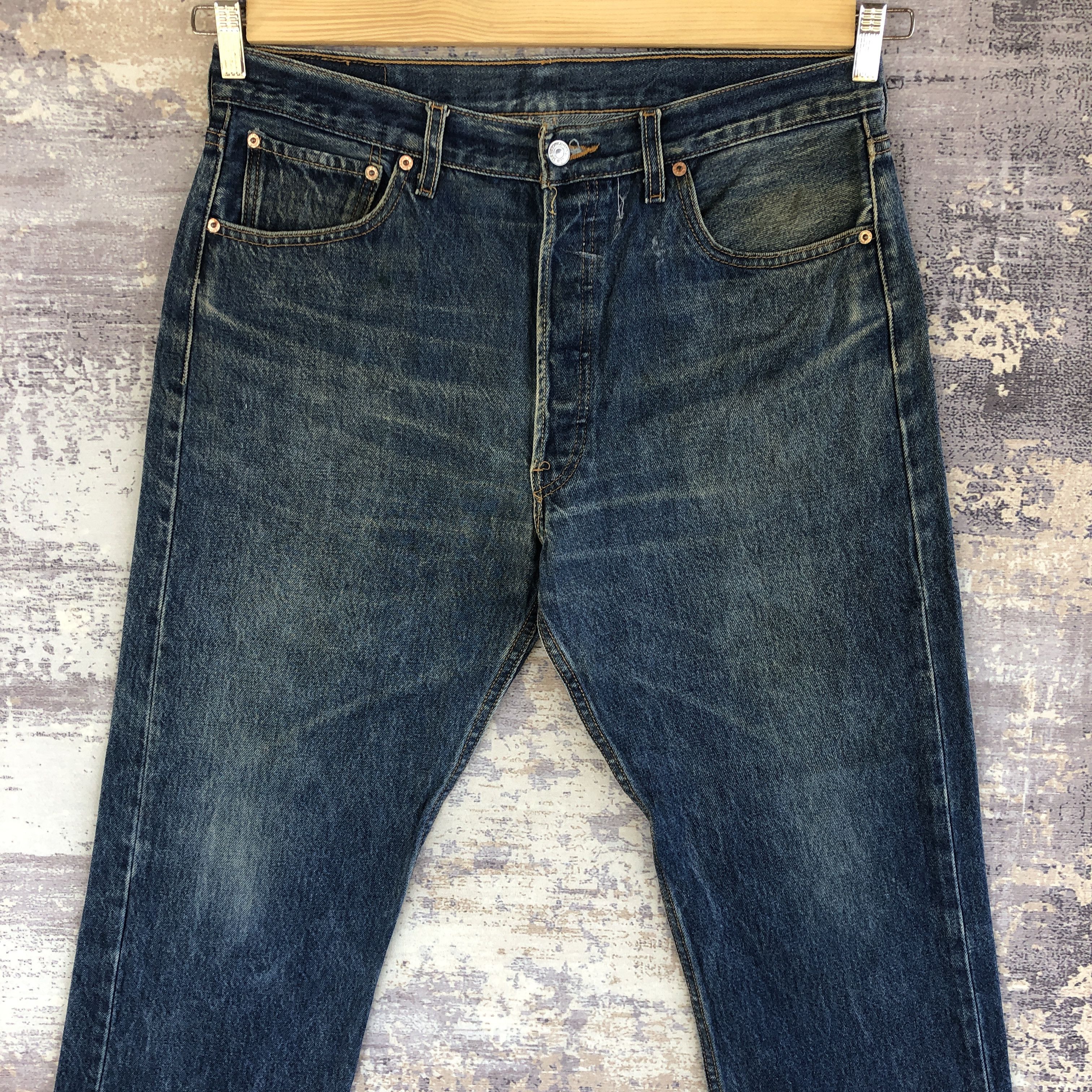 Levi's Vintage Levis 501 Faded Jeans Levi's Indigo Wash Denim Size US 34 / EU 50 - 3 Thumbnail