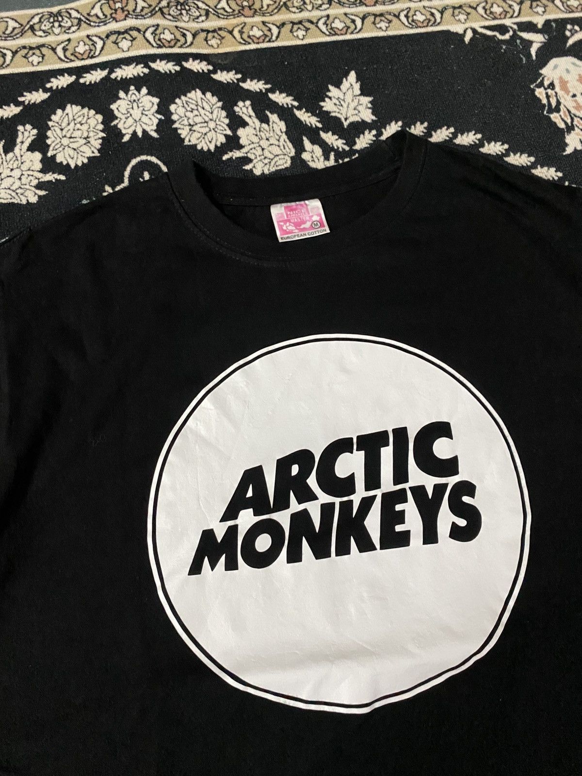 Vintage Artic Monkeys band tee Size US M / EU 48-50 / 2 - 1 Thumbnail