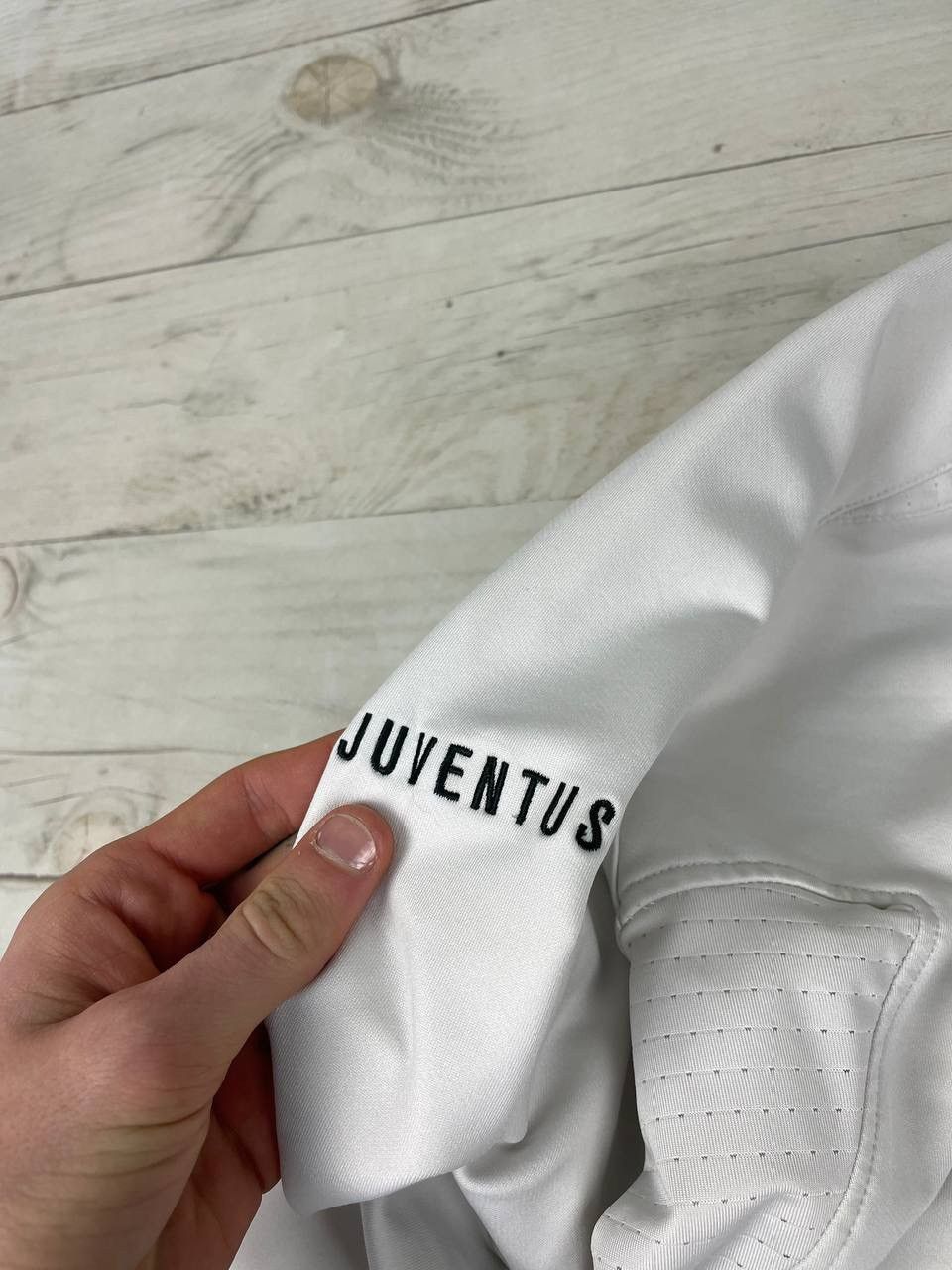Nike Vintage Nike Juventus 2005 2006 Training Sweatshirt Soccer Size US M / EU 48-50 / 2 - 10 Thumbnail