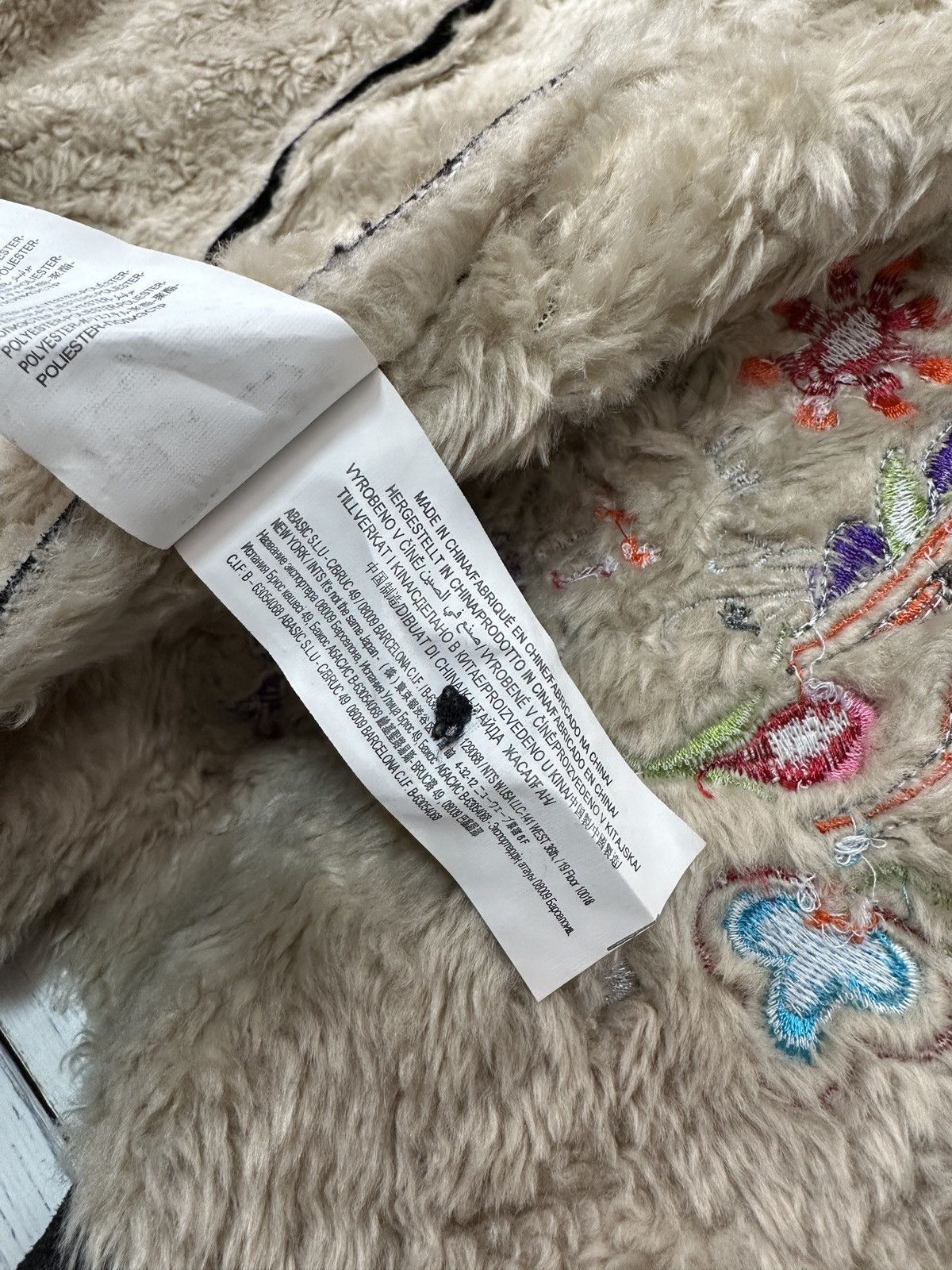 Desigual DESIGUAL RAINBOW WOMEN’S SHORT JACKET FAUX FUR BLACK COAT Size XS / US 0-2 / IT 36-38 - 19 Thumbnail