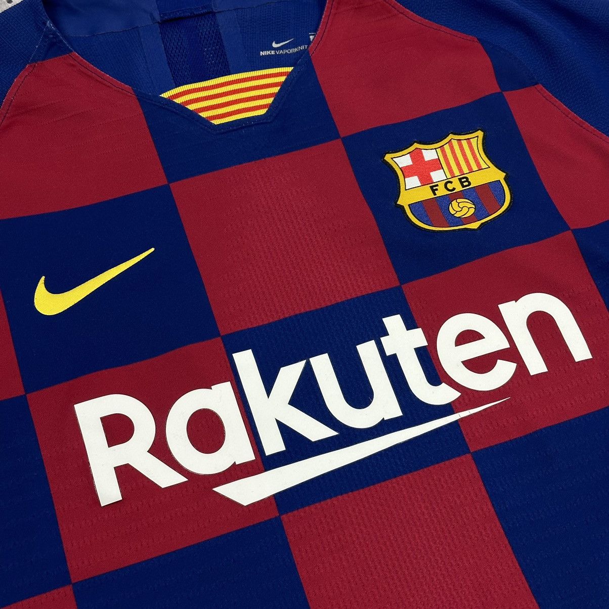 Other Nike Barcelona Shirt Home Soccer Jersey 2019-20 Leo Messi 10 Size US M / EU 48-50 / 2 - 8 Thumbnail