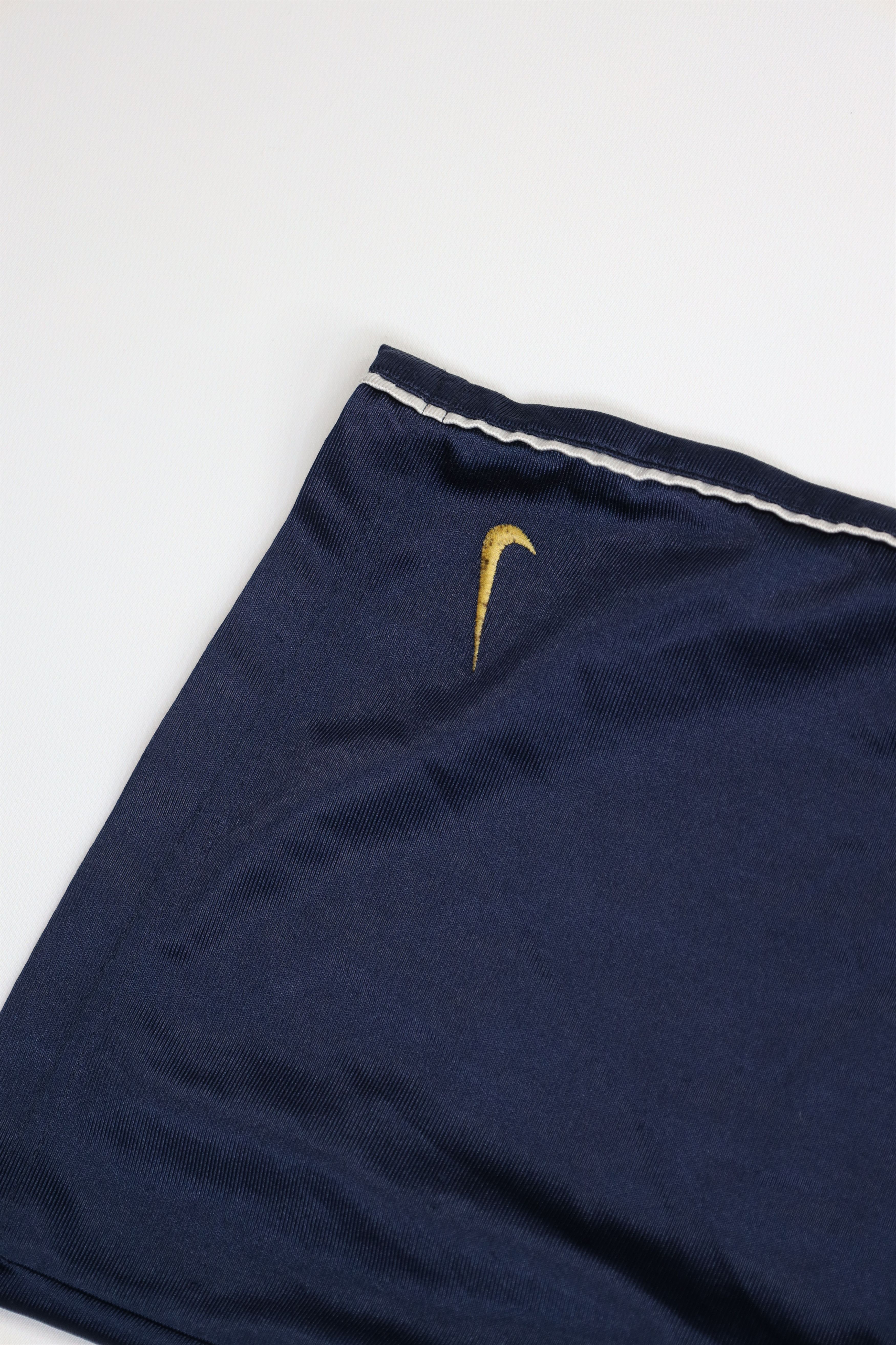 Nike Vintage 90s Nike Mini Swoosh University of Michigan Shorts Size US 30 / EU 46 - 5 Thumbnail