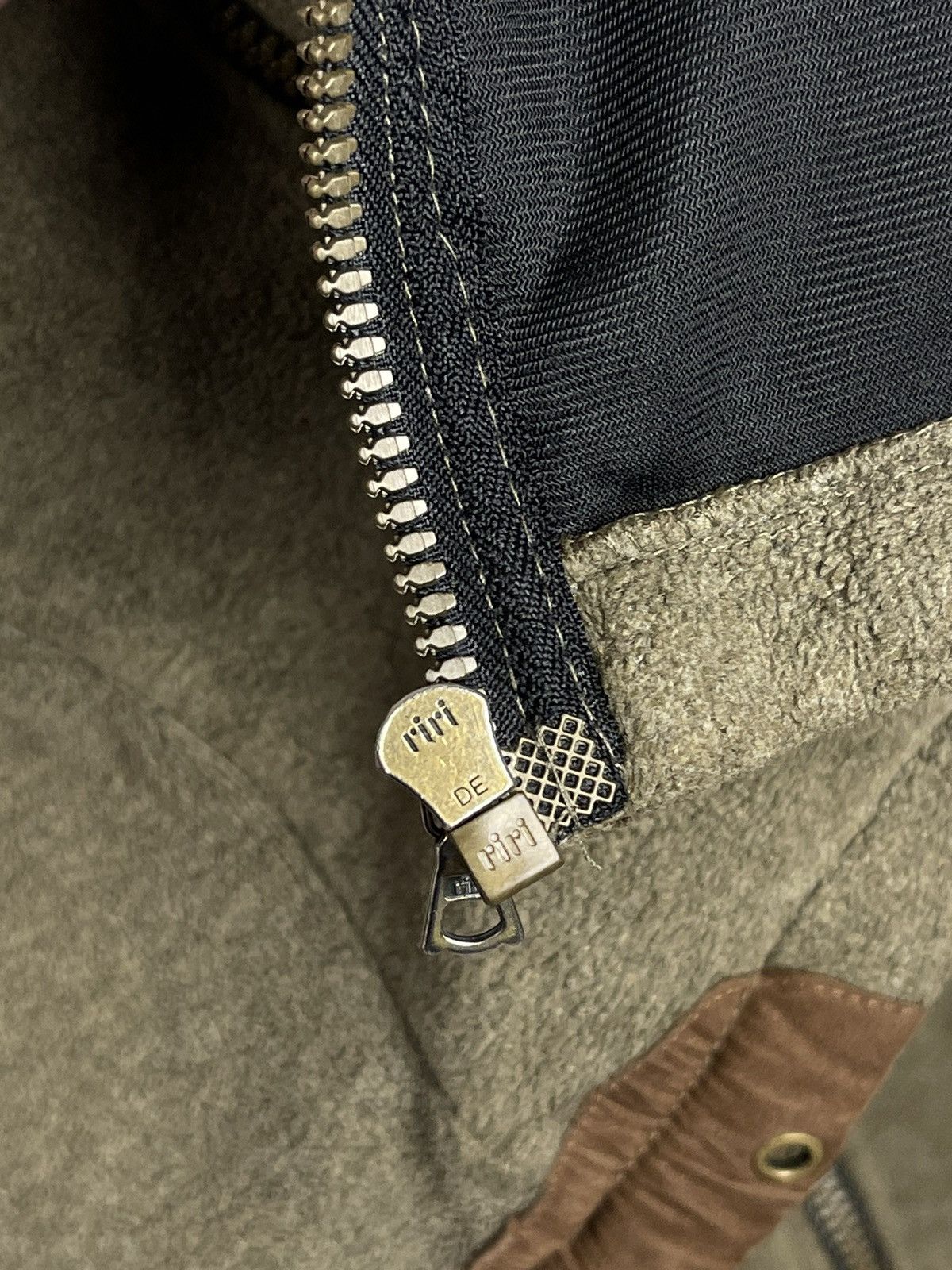Orvis × Vintage Orvis Fleece Zip Vest Sherpa Leather Shoulder Men’s Size M Size US M / EU 48-50 / 2 - 9 Thumbnail