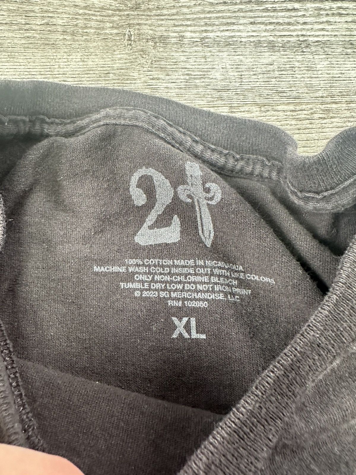 21 Savage × Drake 2023 Its All a Blur 21 Savage x Drake Tour T-Shirt Size US XL / EU 56 / 4 - 2 Thumbnail