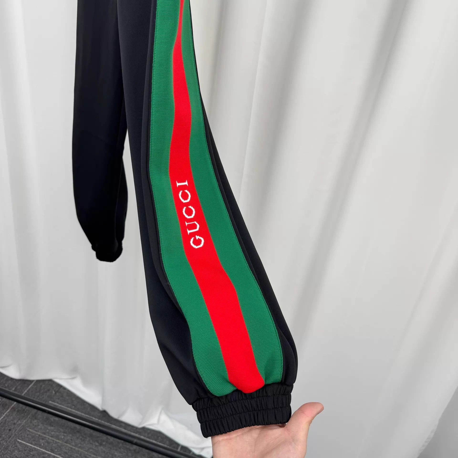 Gucci Gucci 25ss Embroidered Logo Webbing Pants Size S 99 New Size US 29 - 4 Thumbnail