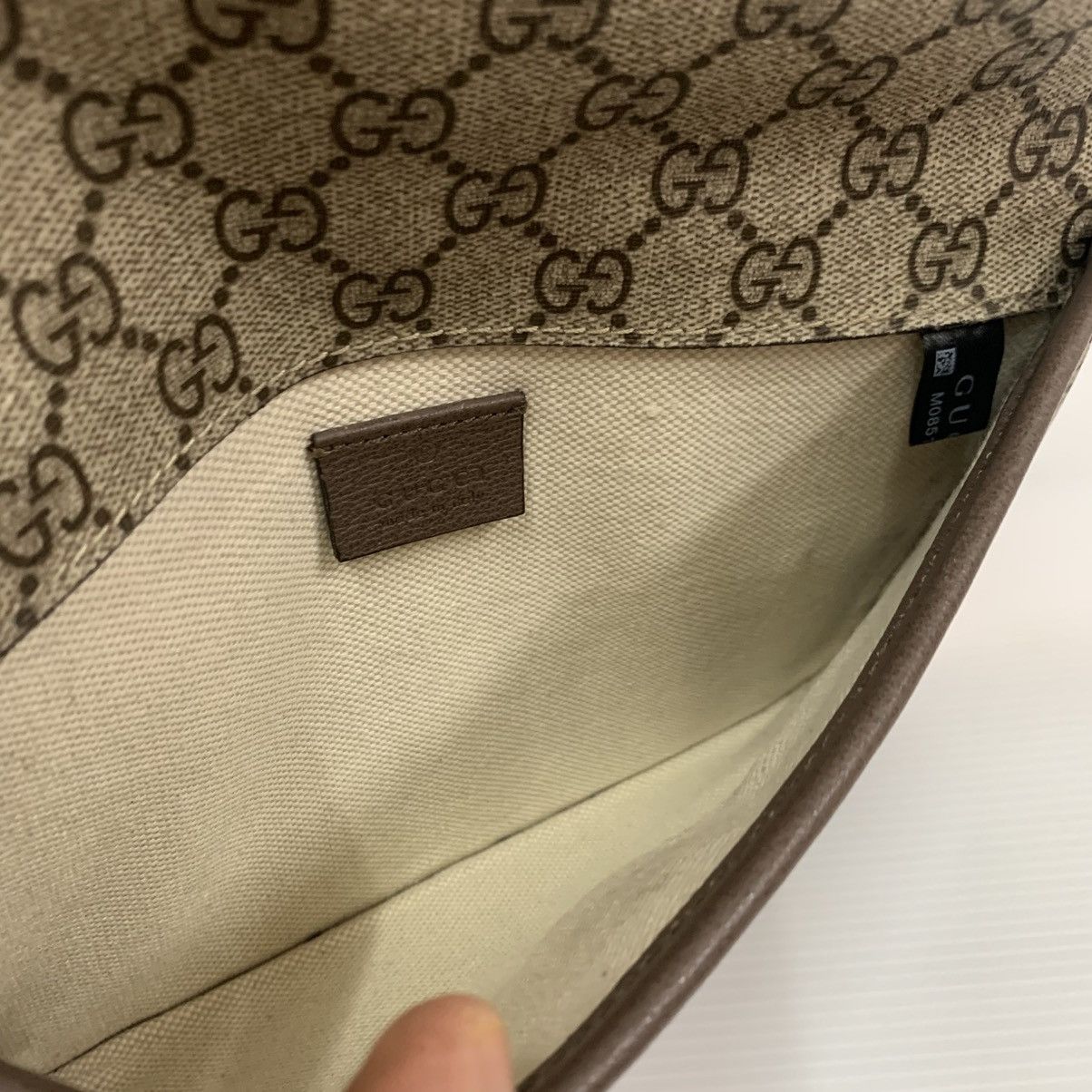 Gucci Gucci Monogram Supreme Waist/Sling Bag Size ONE SIZE - 16 Thumbnail
